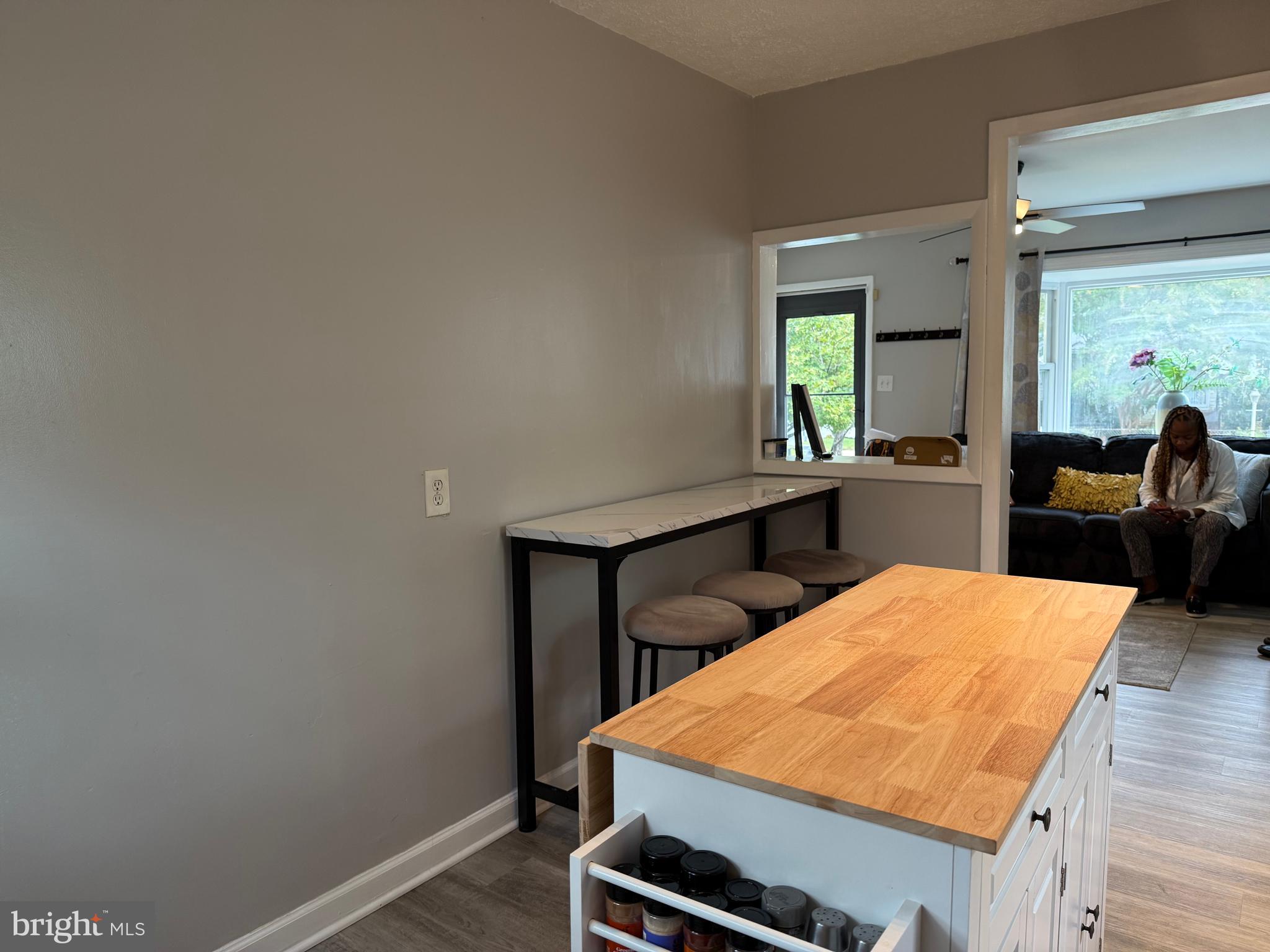 COLUMBIA PARK - Residential Lease