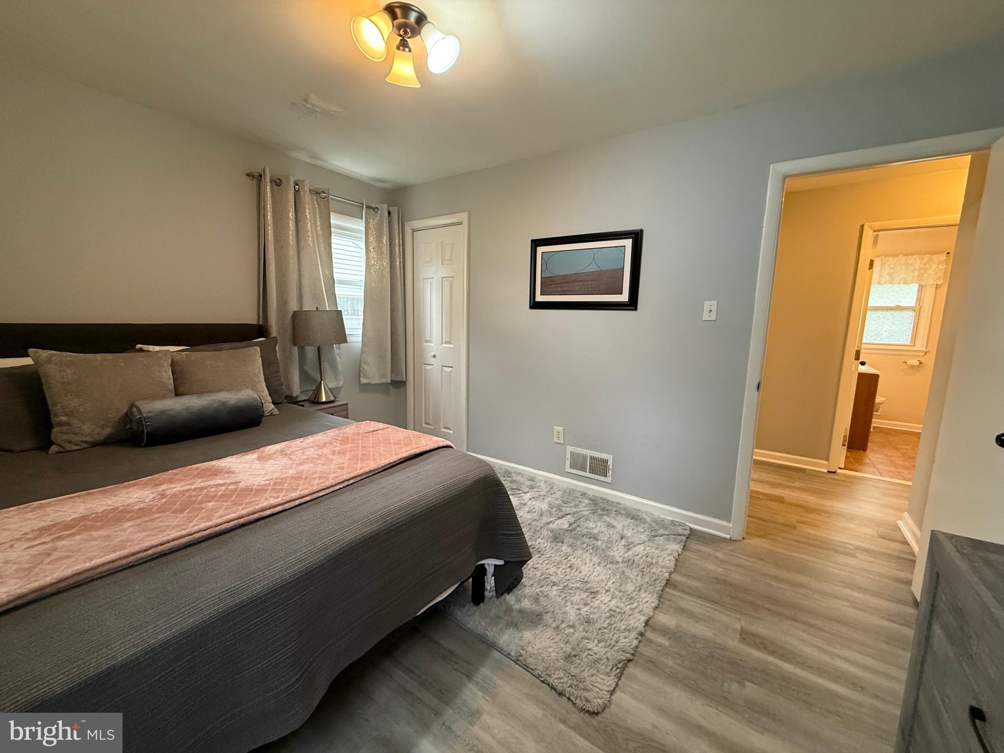 COLUMBIA PARK - Residential Lease