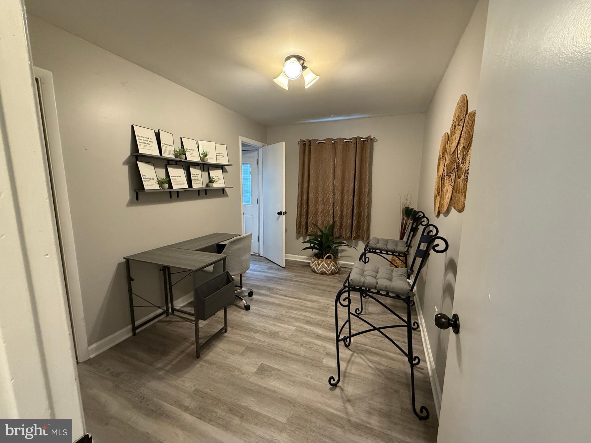 COLUMBIA PARK - Residential Lease