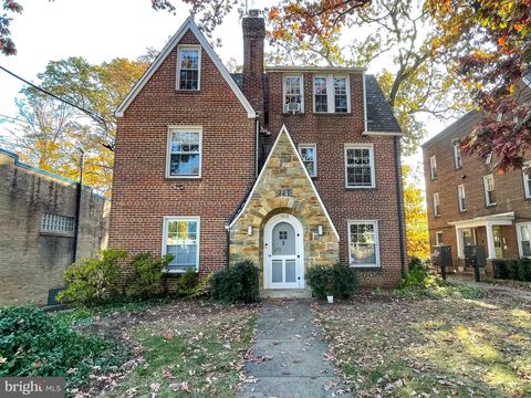 721 ERIE AVENUE 721-2 TAKOMA PARK MD 20912