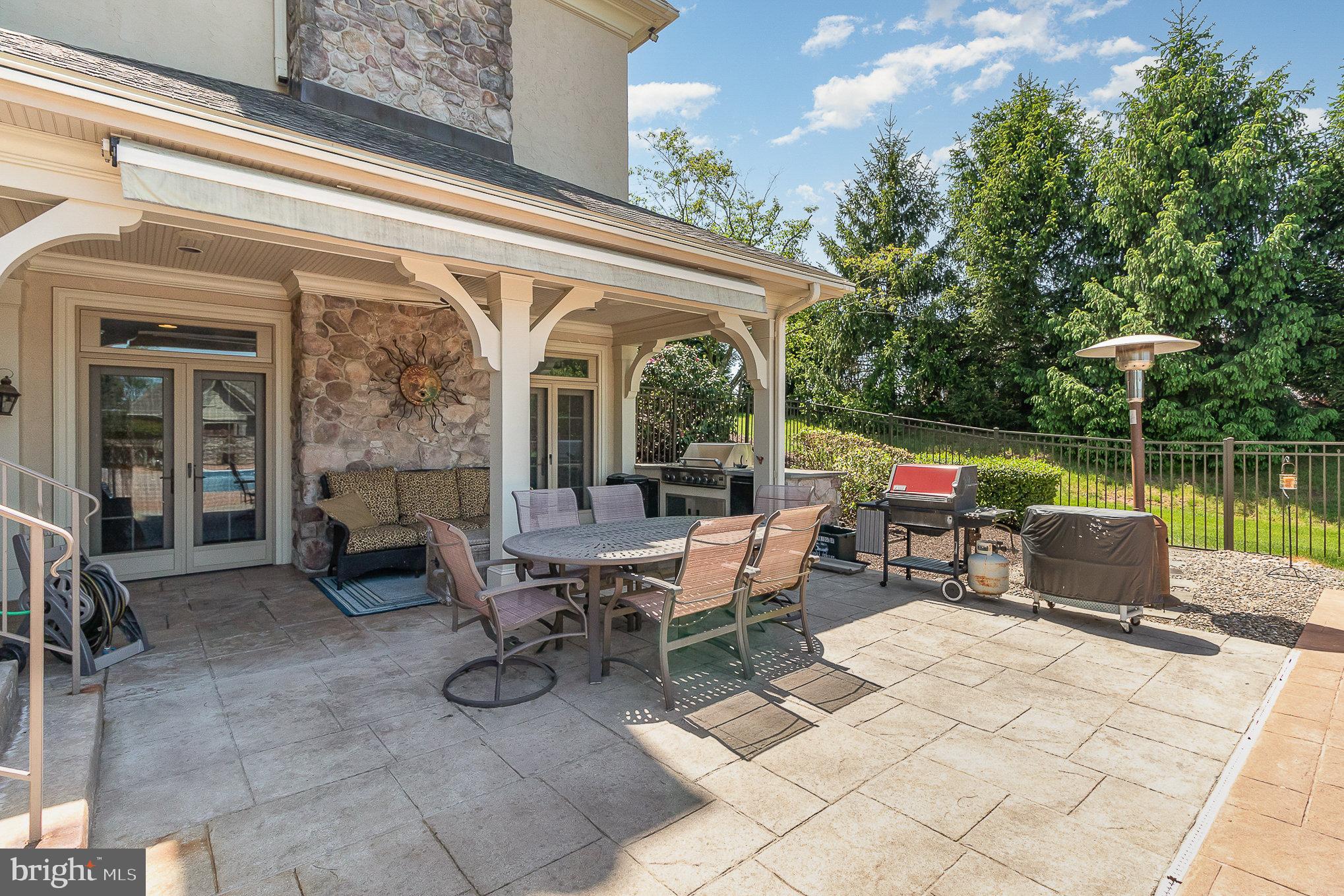 SOUTHRIDGE - Residential