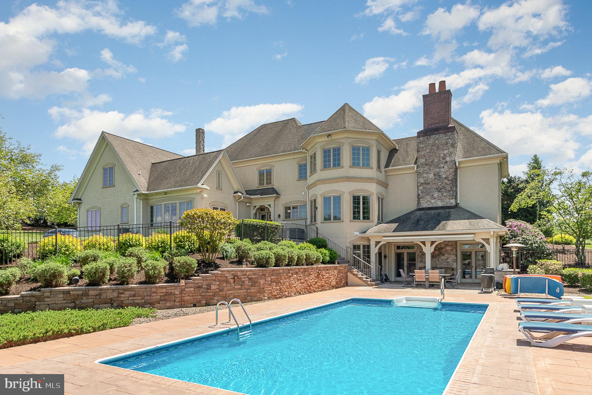 SOUTHRIDGE - Residential