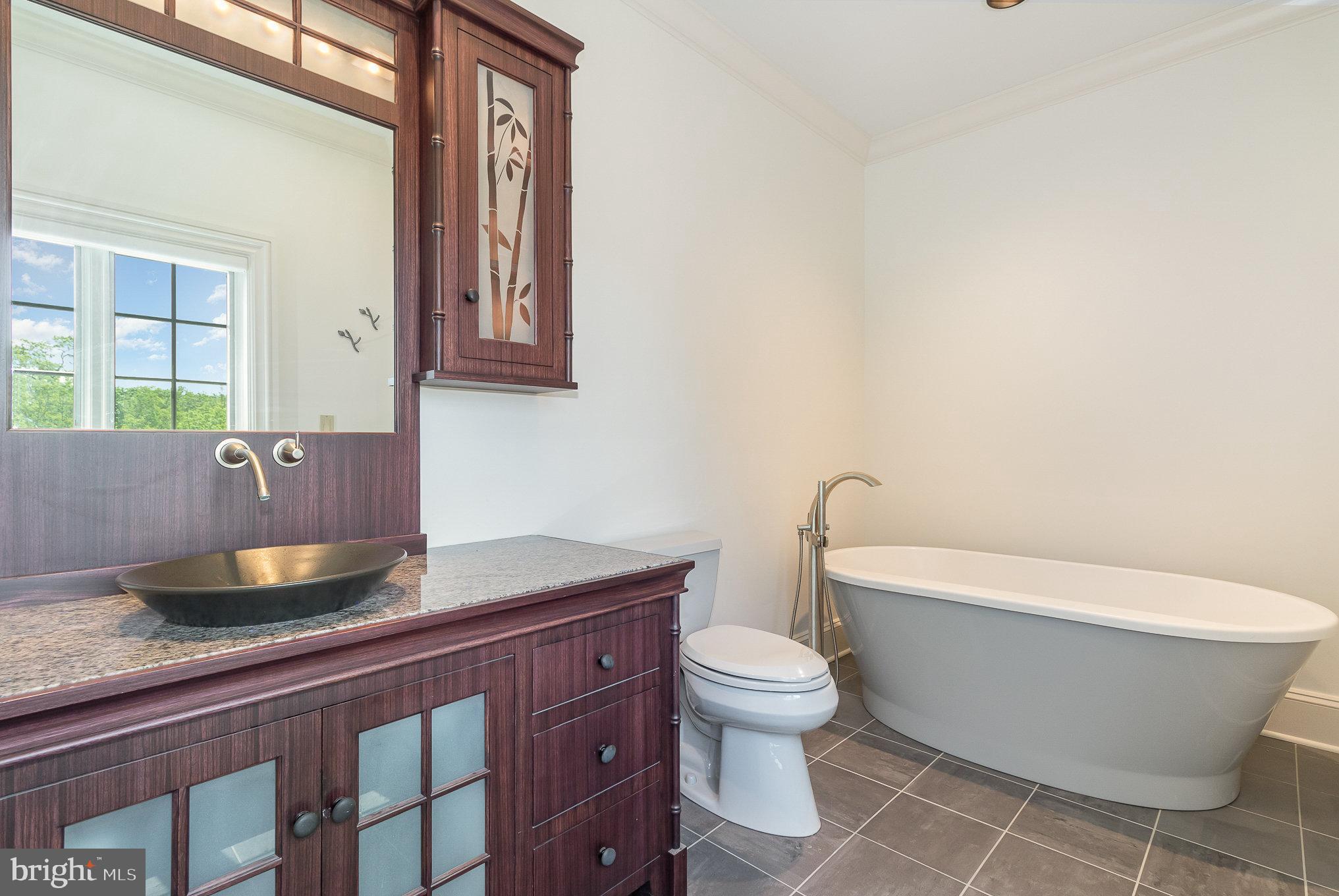 SOUTHRIDGE - Residential