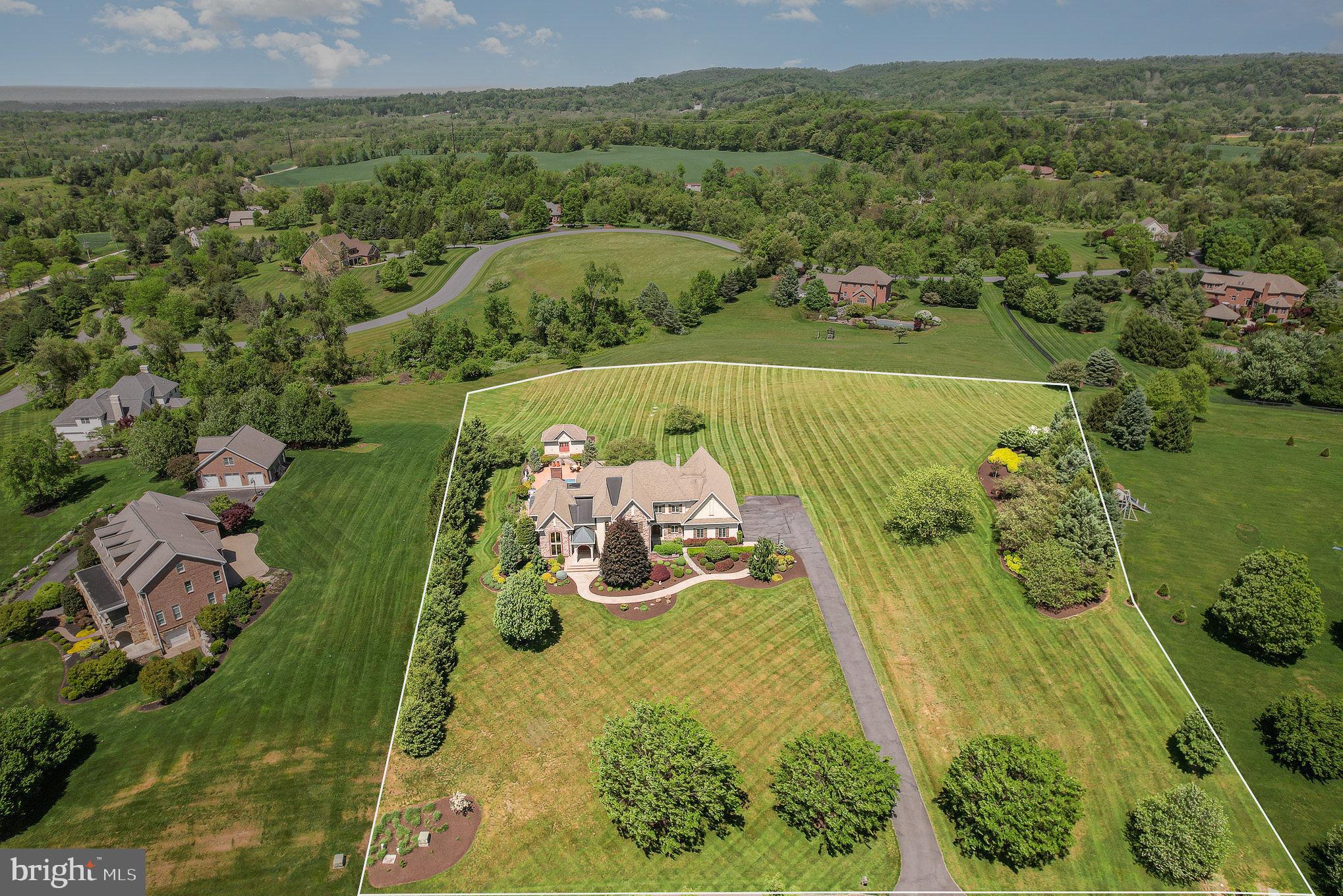 SOUTHRIDGE - Residential