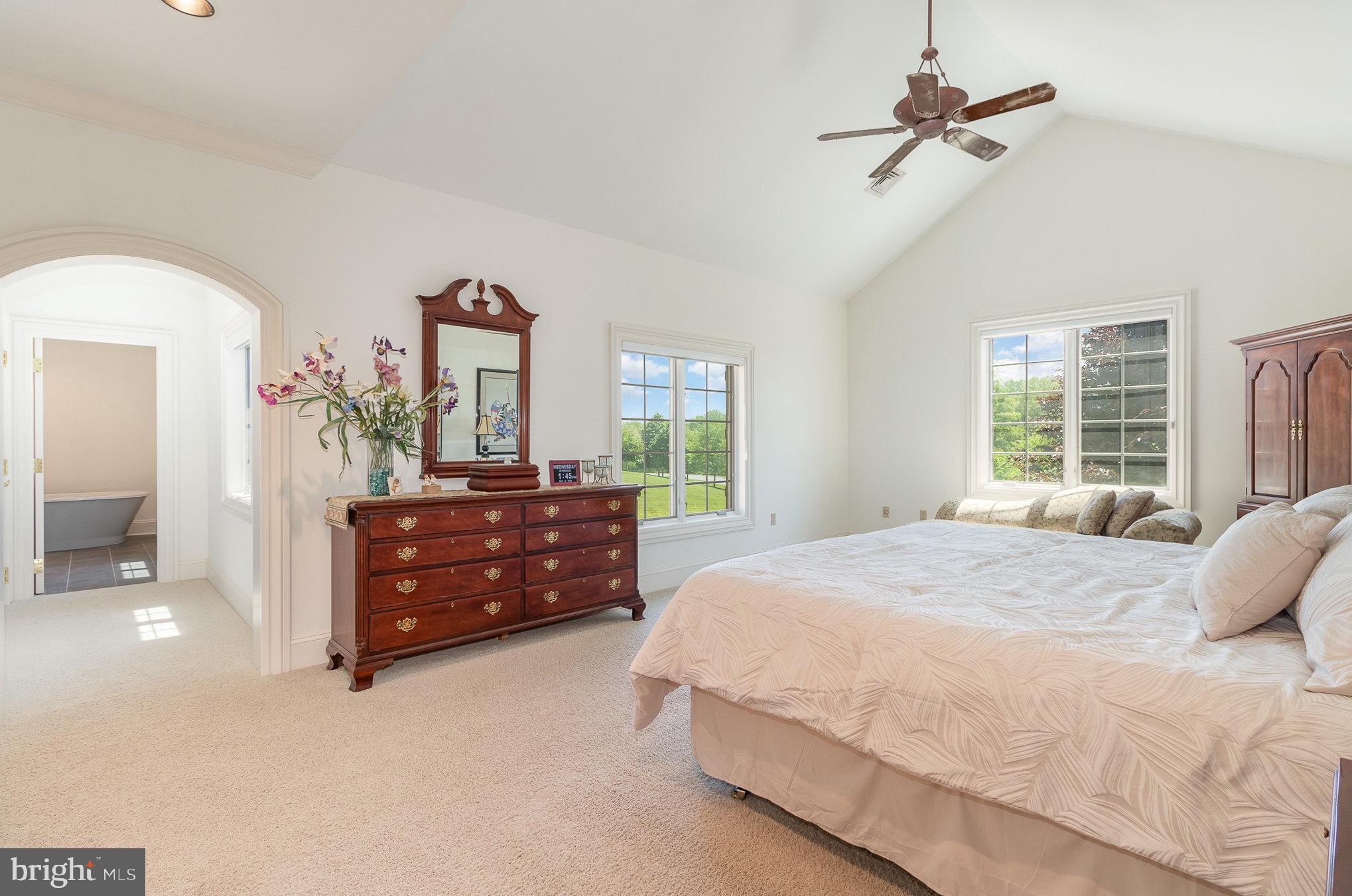 SOUTHRIDGE - Residential