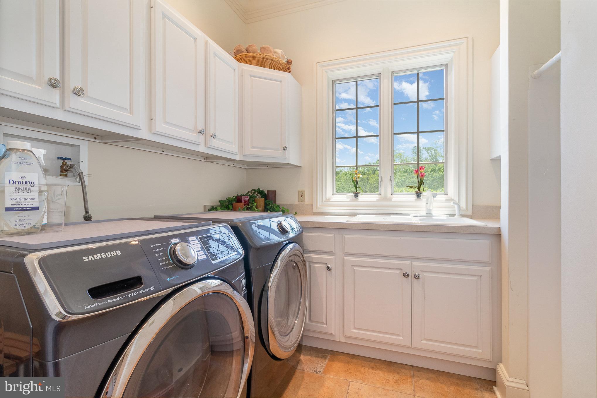 SOUTHRIDGE - Residential