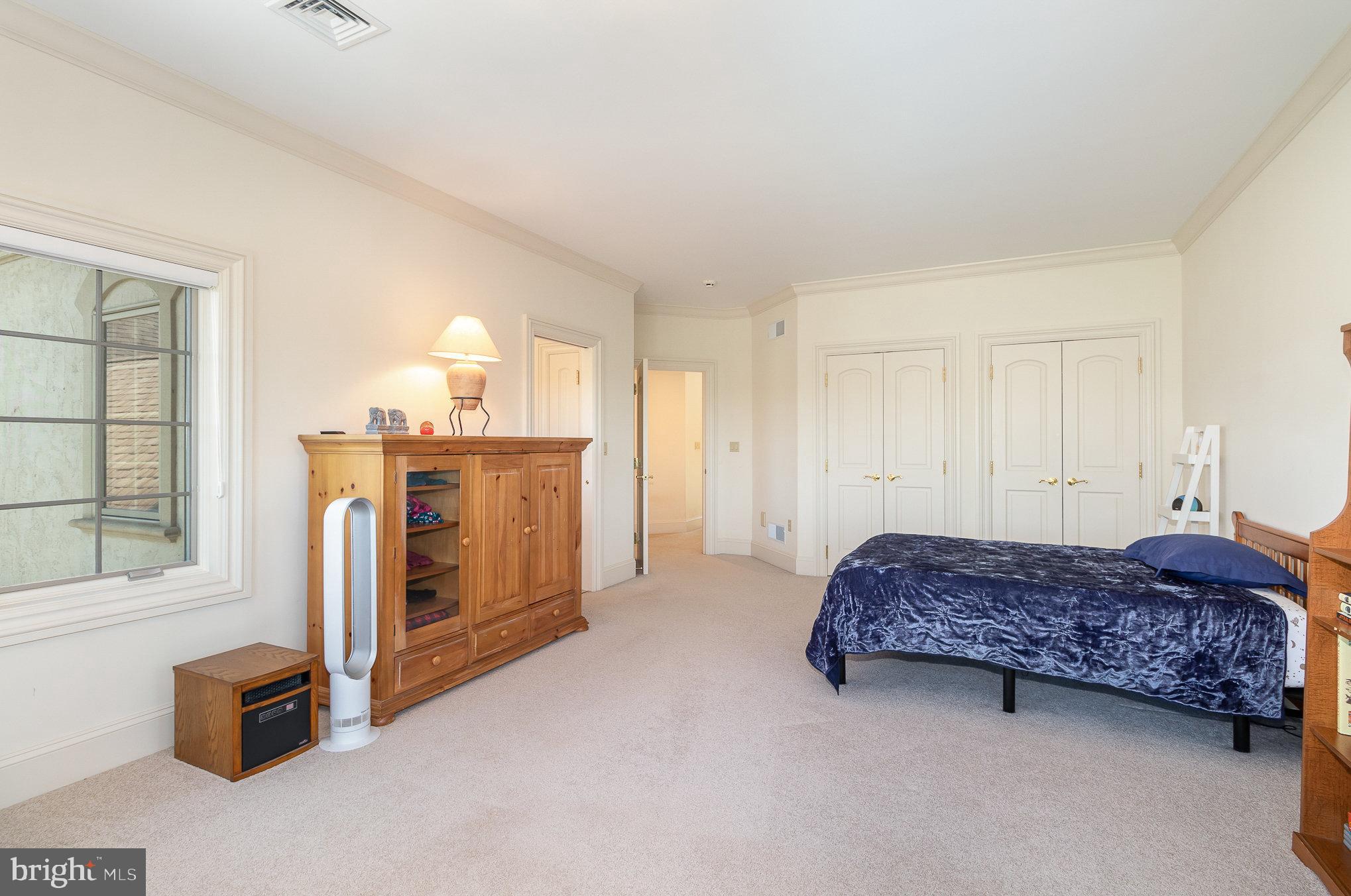 SOUTHRIDGE - Residential