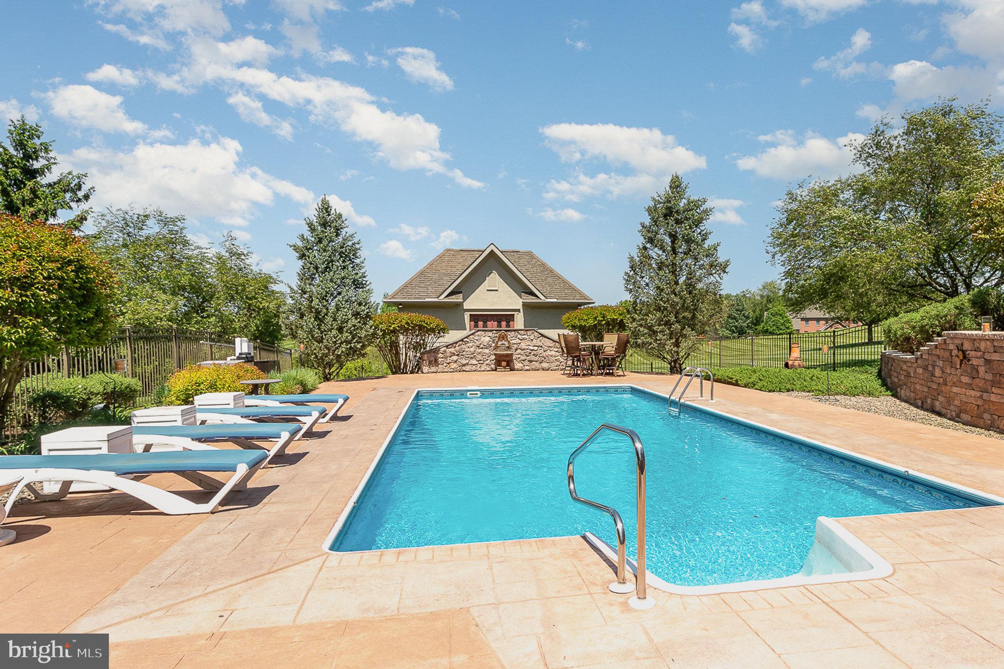 SOUTHRIDGE - Residential