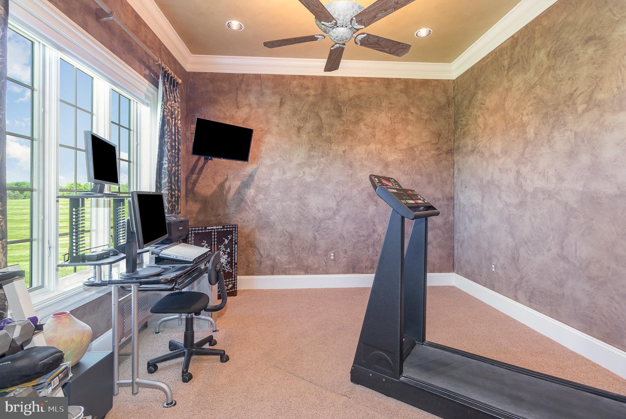 SOUTHRIDGE - Residential