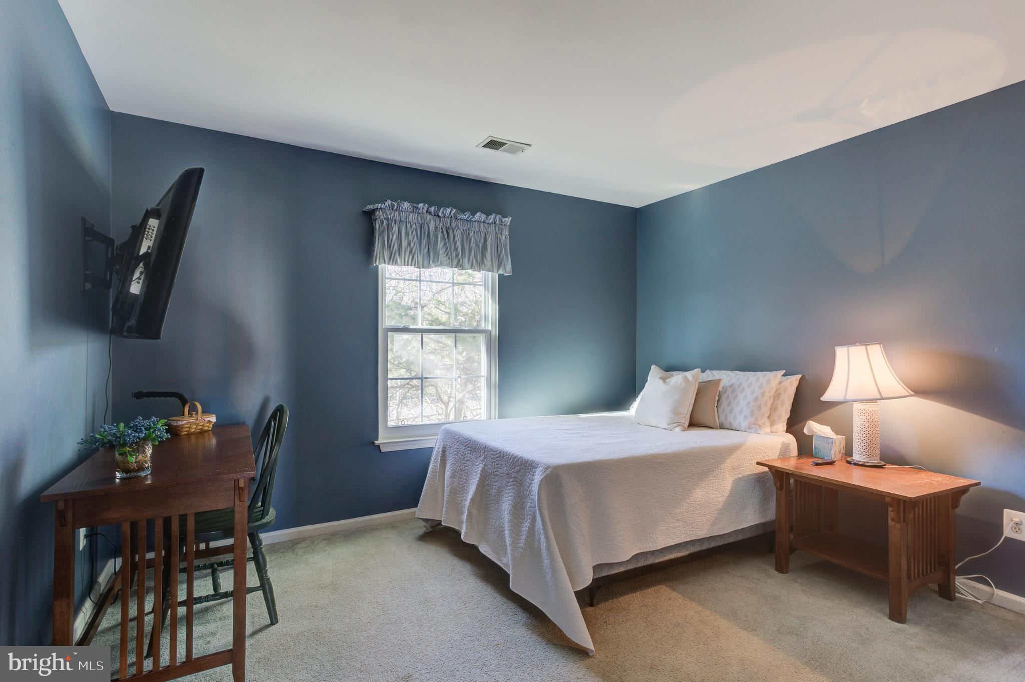 FOXBOROUGH - Residential