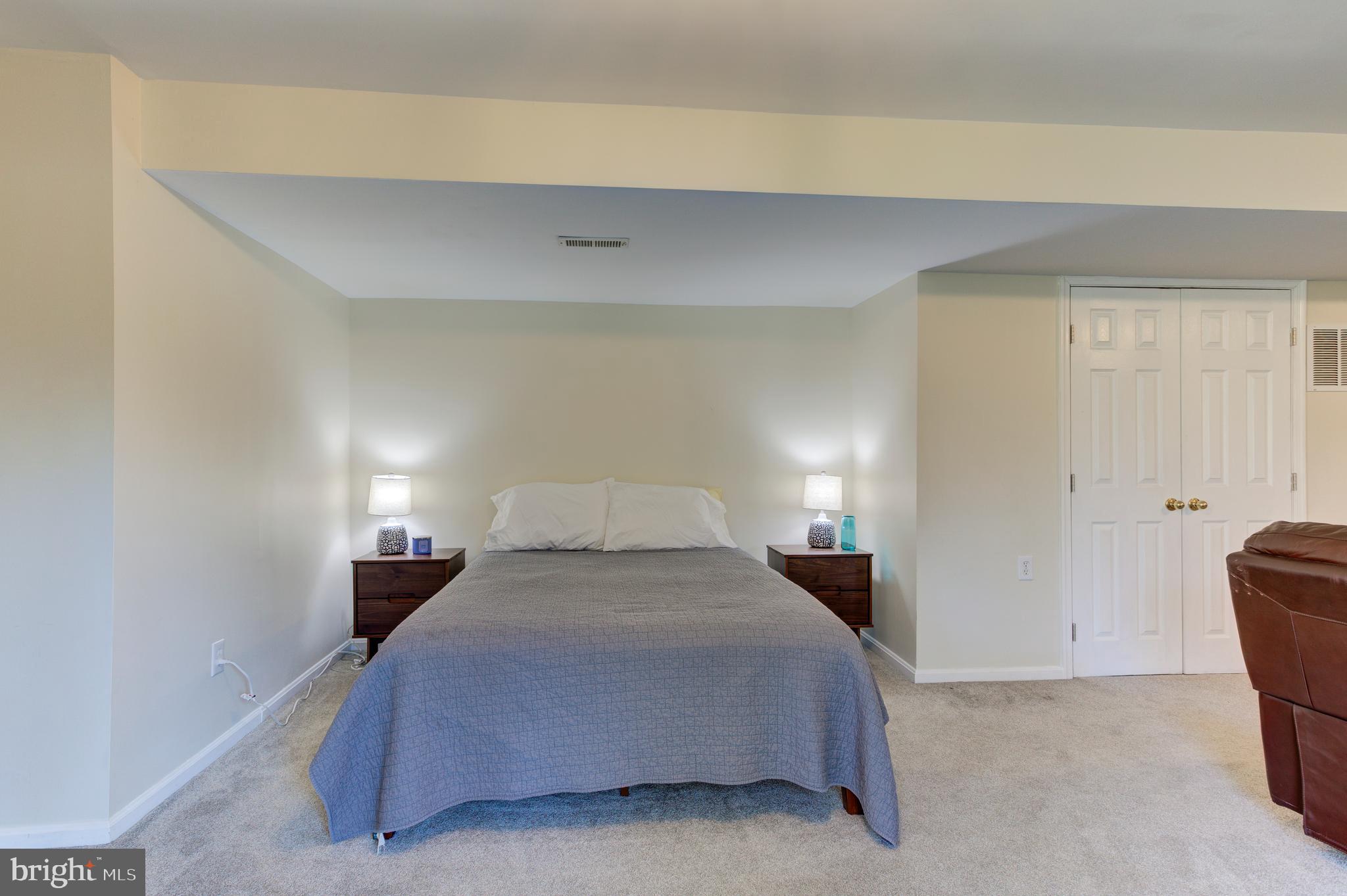 FOXBOROUGH - Residential