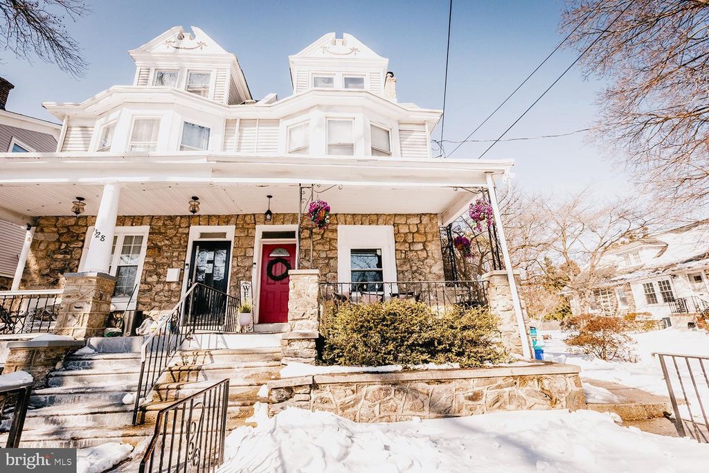 Photo of 6330 Newtown Avenue, PHILADELPHIA, PA 19111 (MLS # PAPH2580884)