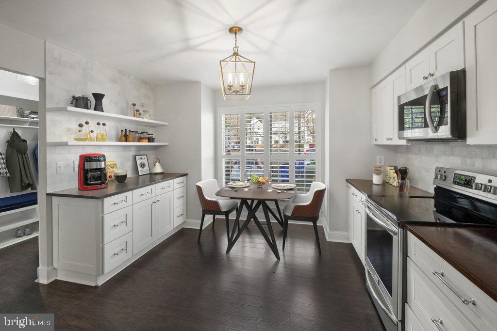 VILLAGE OF KINGS CONTRIVANCE - Residential