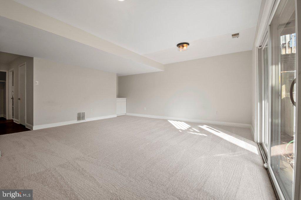 VILLAGE OF KINGS CONTRIVANCE - Residential