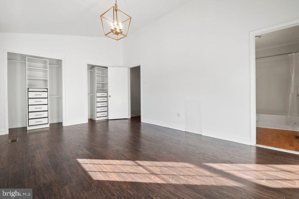 VILLAGE OF KINGS CONTRIVANCE - Residential