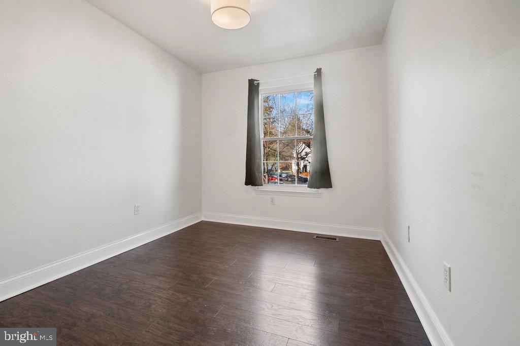 VILLAGE OF KINGS CONTRIVANCE - Residential