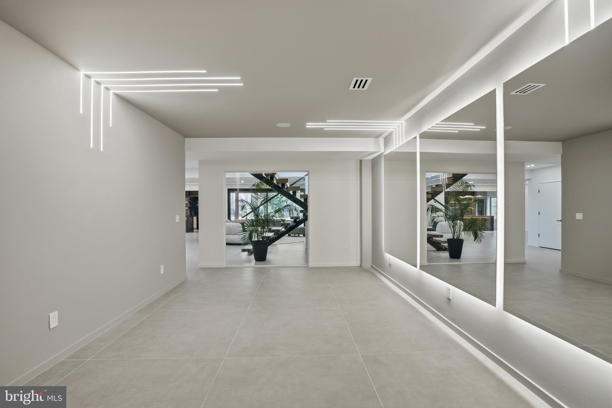 THE TRAILS - Residential