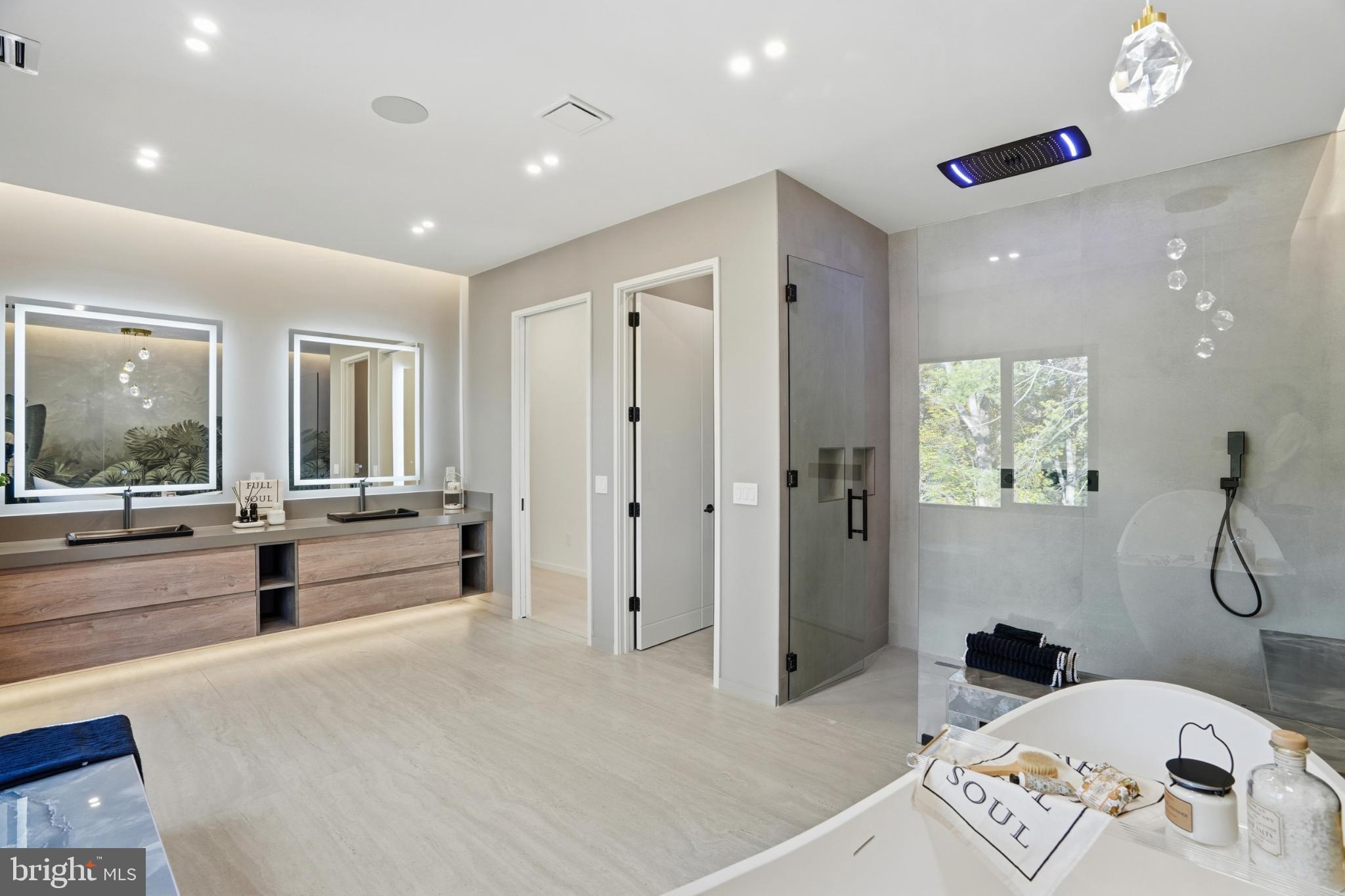 THE TRAILS - Residential