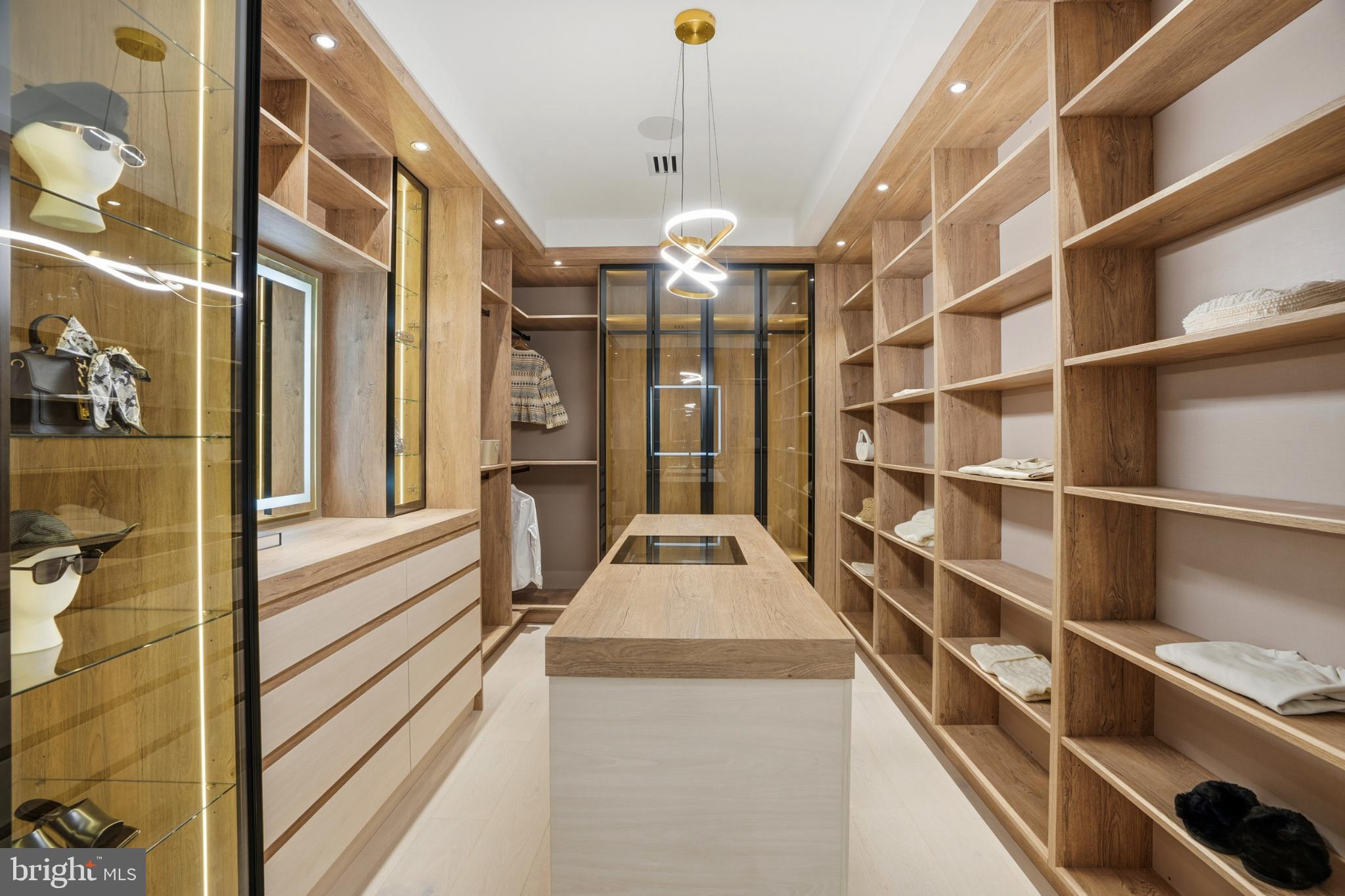 THE TRAILS - Residential