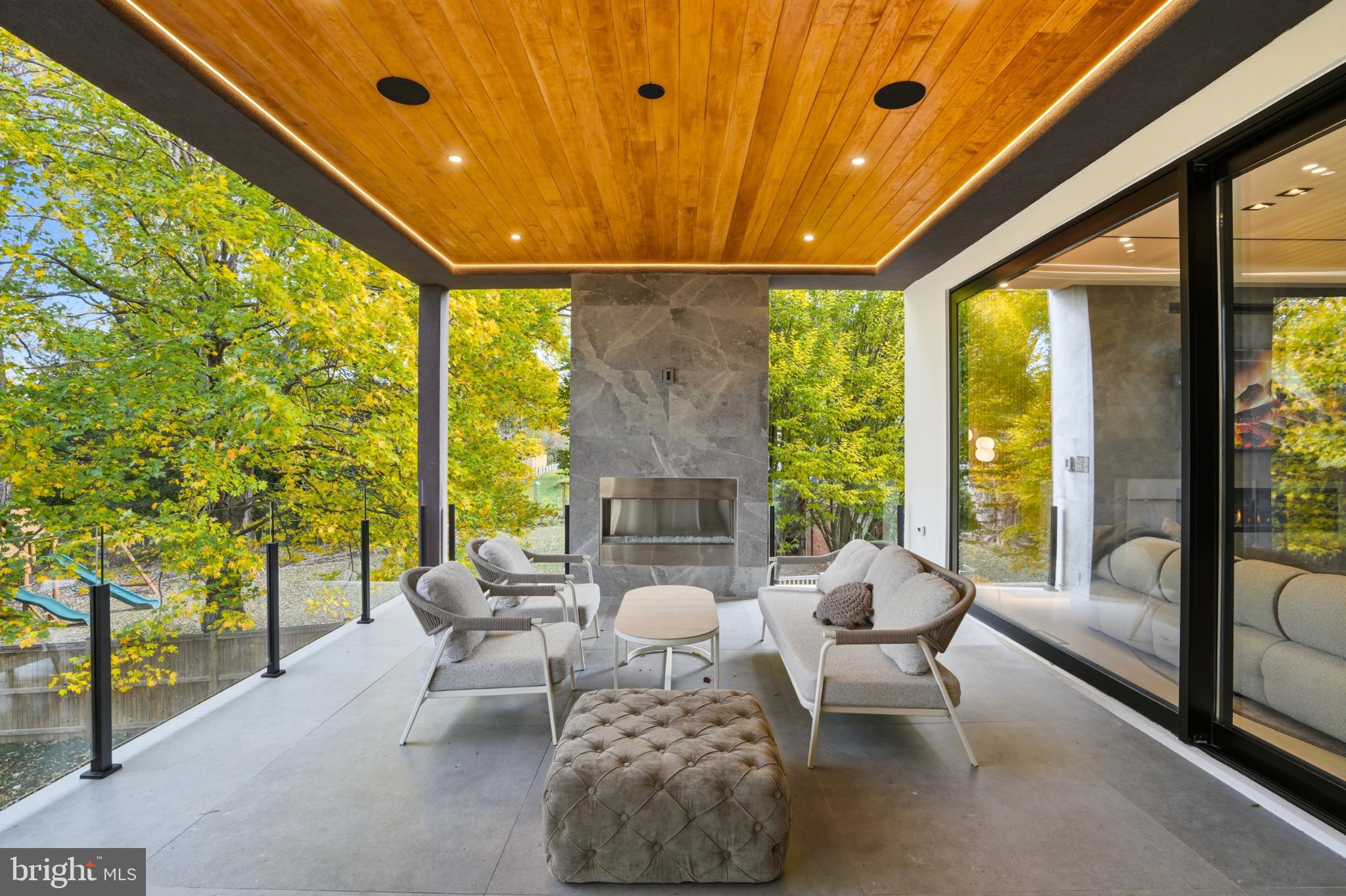 THE TRAILS - Residential