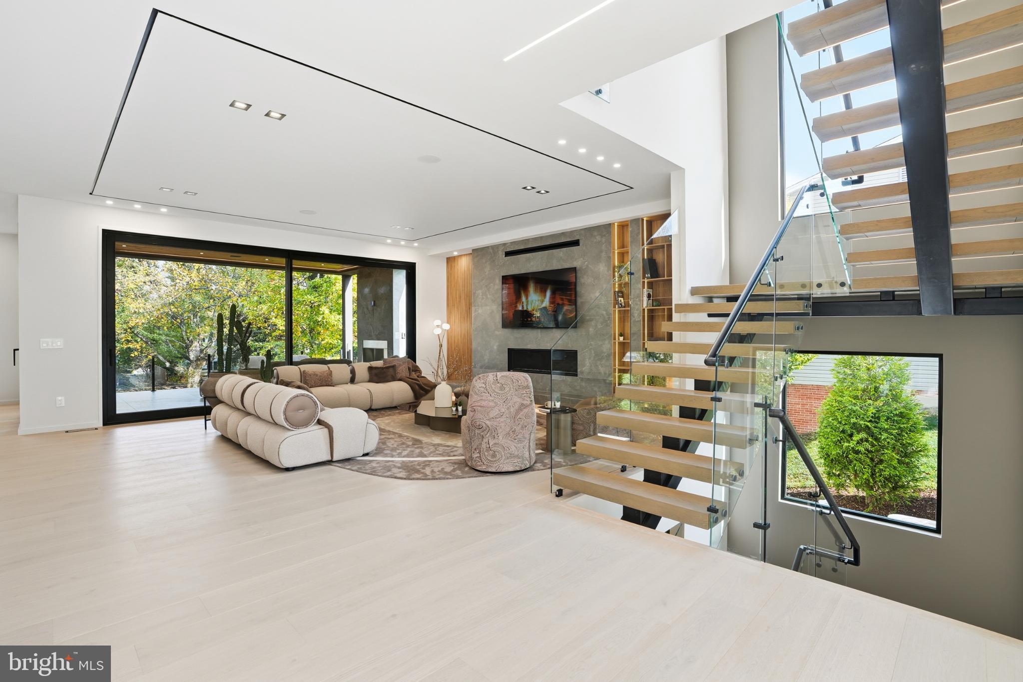 THE TRAILS - Residential