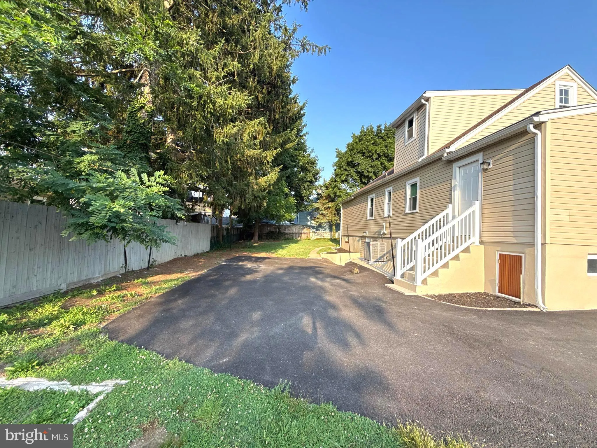 Additional image 172 of 407 W Summit Avenue, Wilmington, DE 19804