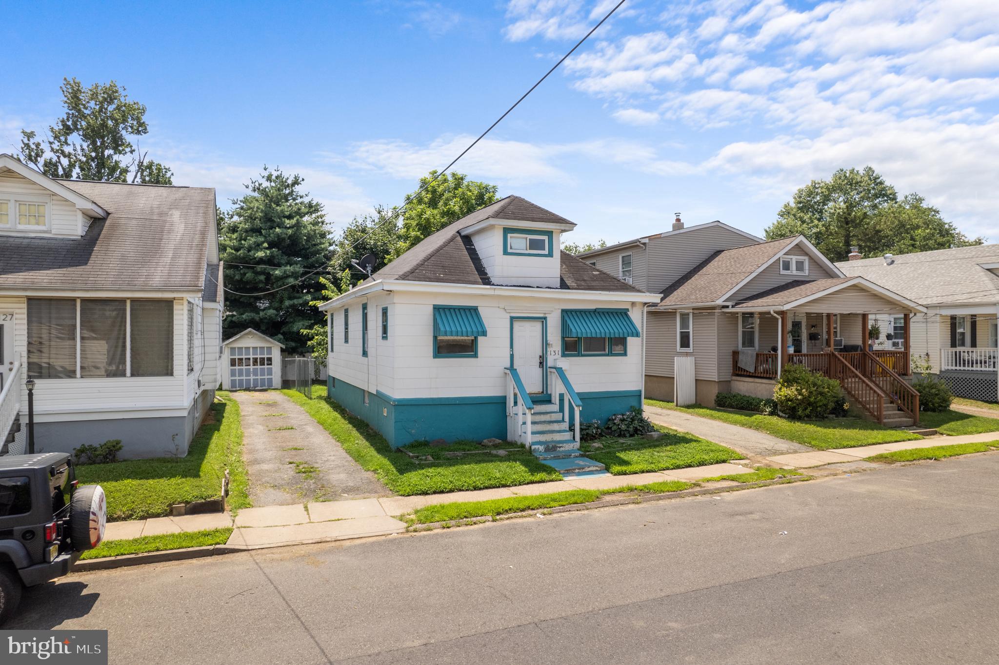 131 HOMECREST AVENUE