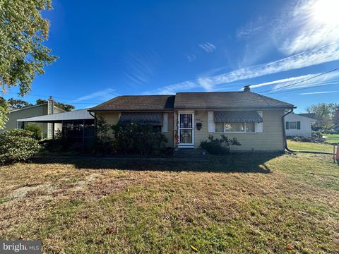 Homes For Sale - 24 W Lois Drive<br/> Gloucester County, WILLIAMSTOWN, NJ 08094