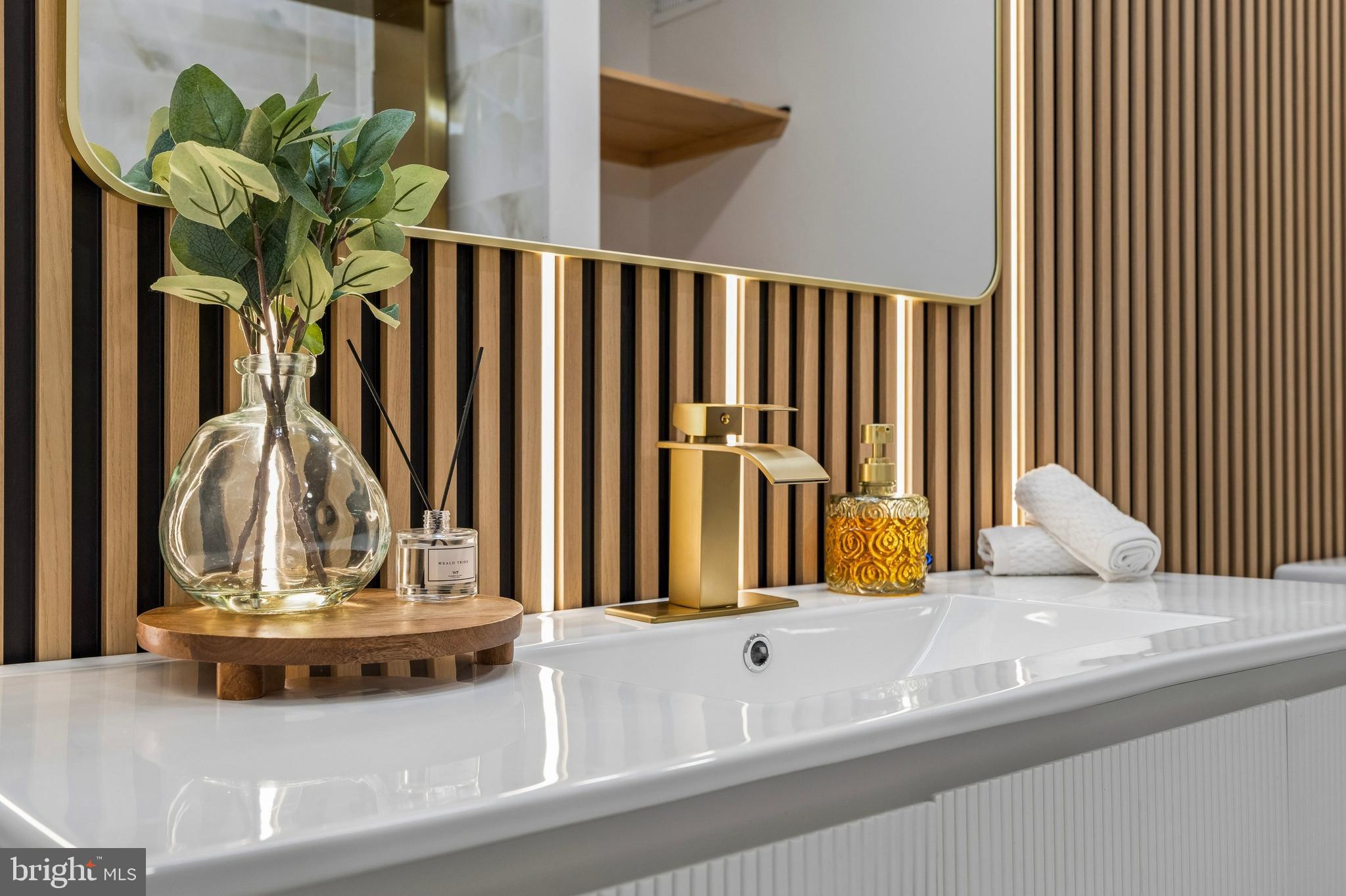 WEST OAK LANE - Residential