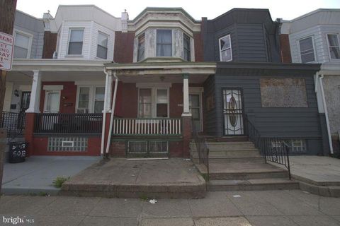 Townhouse For Sale - 5011 Cottage Street<br/> PHILADELPHIA, PA 19124