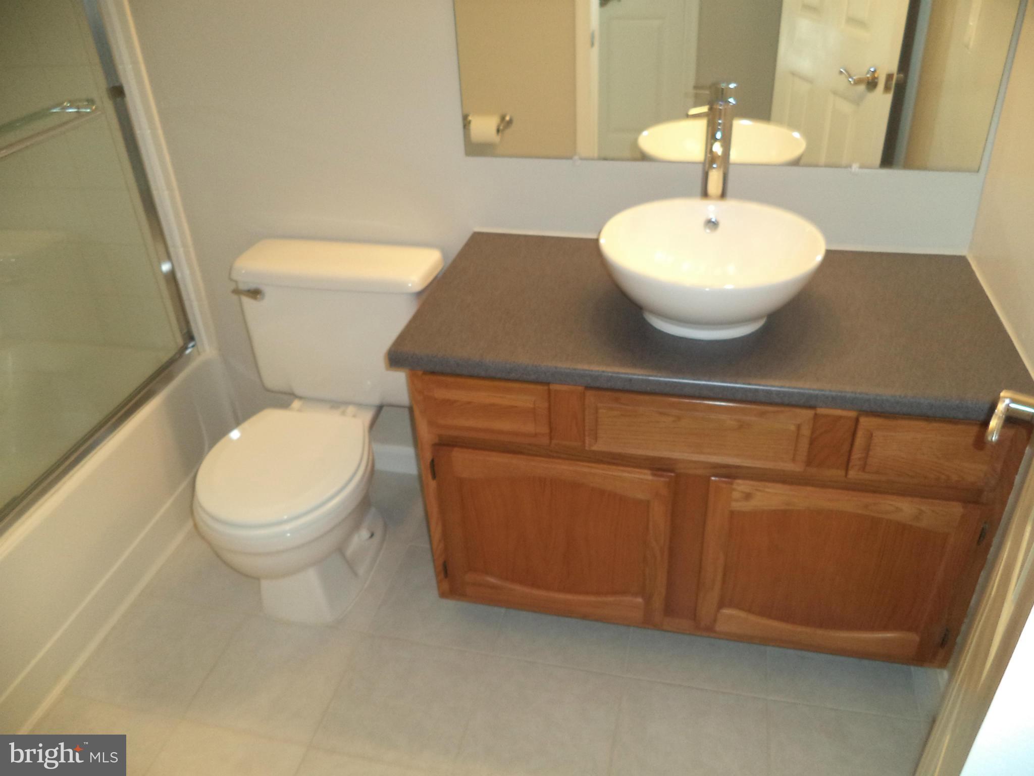 HUNTINGTON RUN - Residential Lease