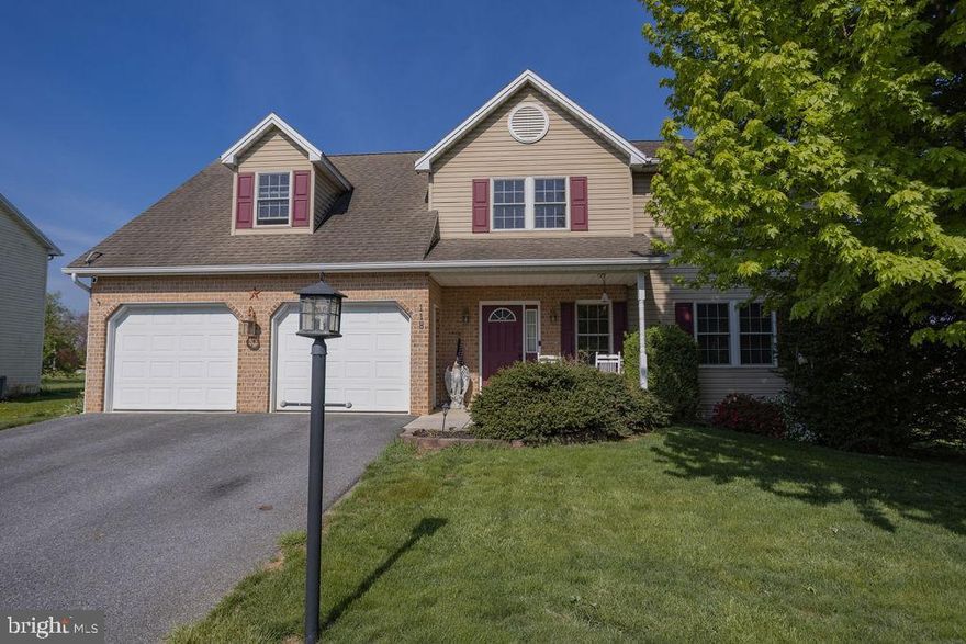 Set on a generously sized lot in a picturesque setting, this spacious four-bedroom, two-and-a-half-bath home offers a rare combination of comfort, functionality, and natural beauty. Thoughtfully designed to accommodate everyday living. The main level features a well-balanced layout with ample room to gather and unwind. The kitchen is positioned as the heart of the home, offering abundant workspace and seamless flow into dining and living spaces—ideal for hosting or enjoying quiet evenings in.
Upstairs, four generously sized bedrooms provide flexibility for a variety of needs, whether for family, guests, or a dedicated home office. The primary suite offers a private retreat, complete with its own full bath, while additional bedrooms are comfortably sized and well-appointed. A second full bathroom ensures convenience and functionality for the entire household. Outdoors, the lot provides endless possibilities—whether envisioning a garden, outdoor entertaining area, or simply enjoying the surrounding scenery. The setting enhances the sense of privacy while still allowing easy access to nearby amenities.
With its combination of space, thoughtful layout, and beautiful surroundings, this home presents an exceptional opportunity to create a living experience tailored to both relaxation and connection.