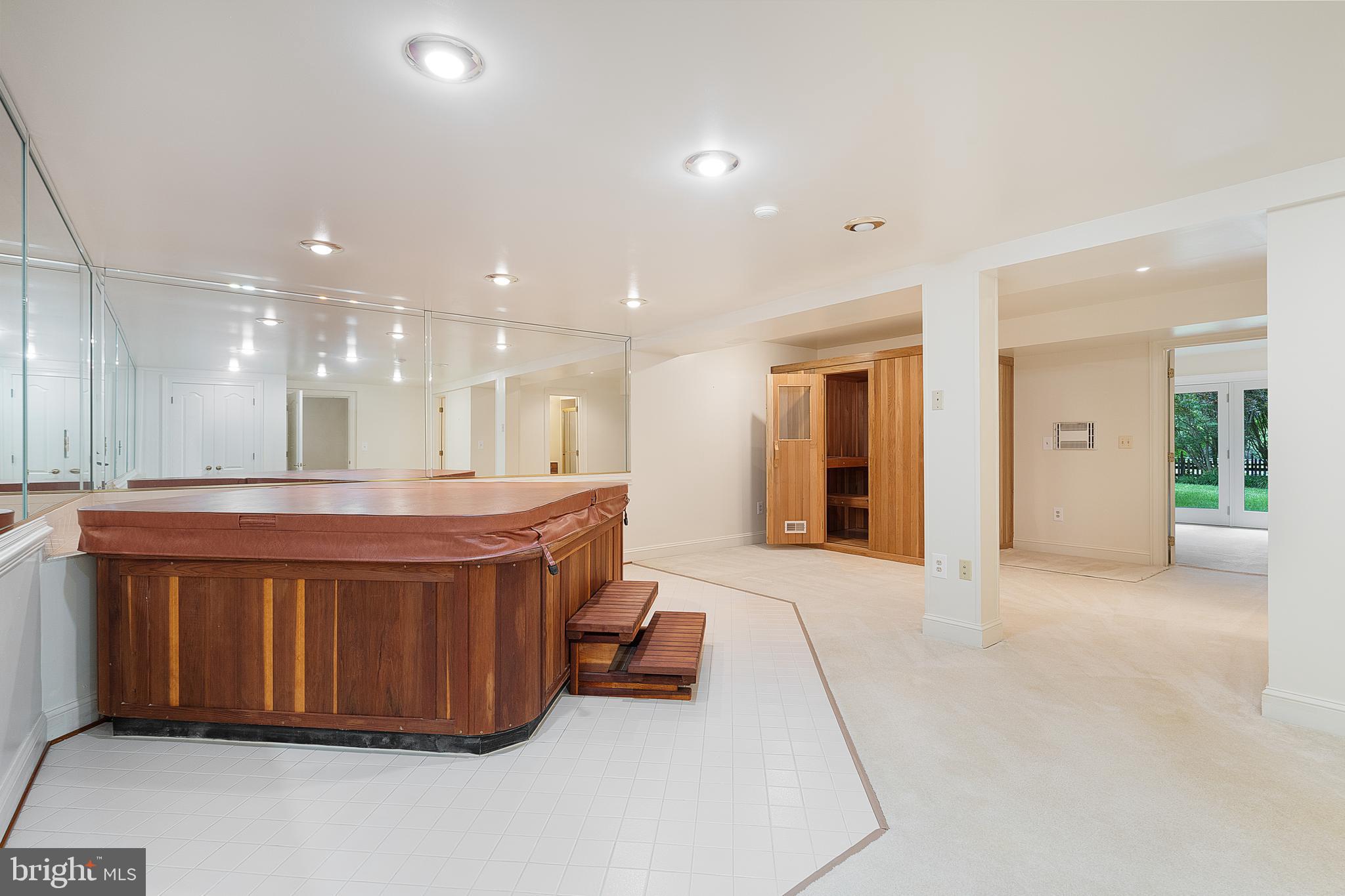 WOODLAND FALLS - Residential