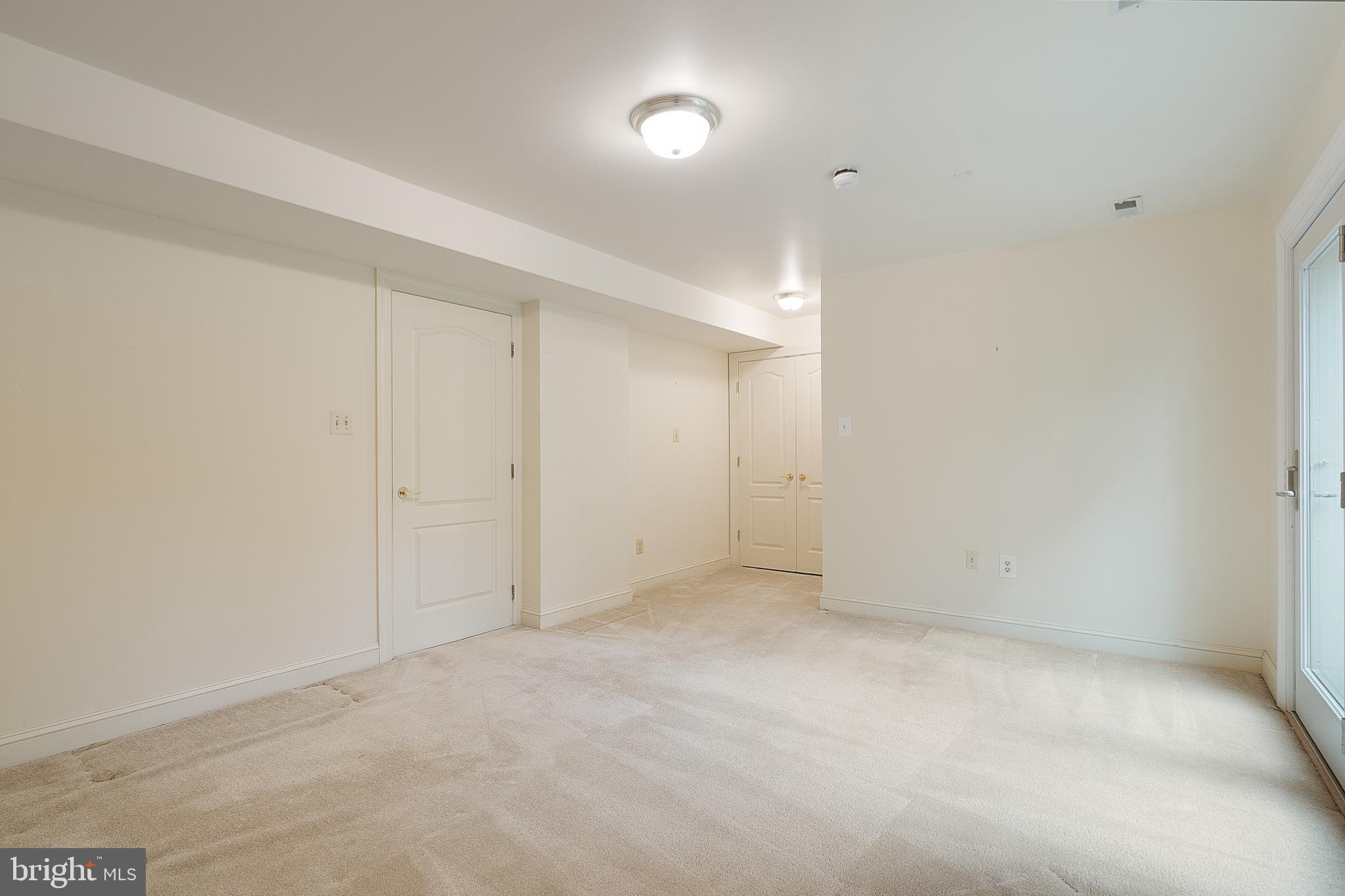 WOODLAND FALLS - Residential