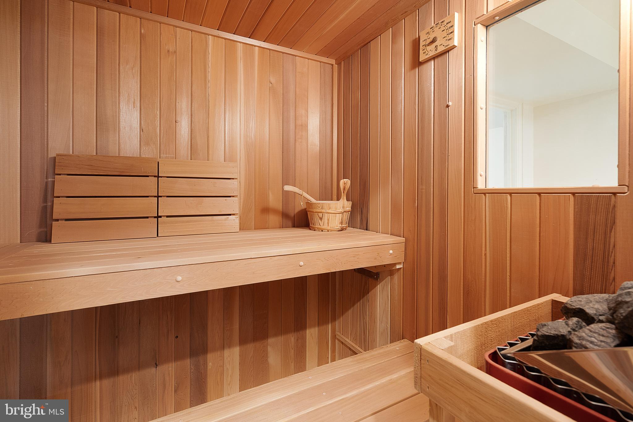 WOODLAND FALLS - Residential