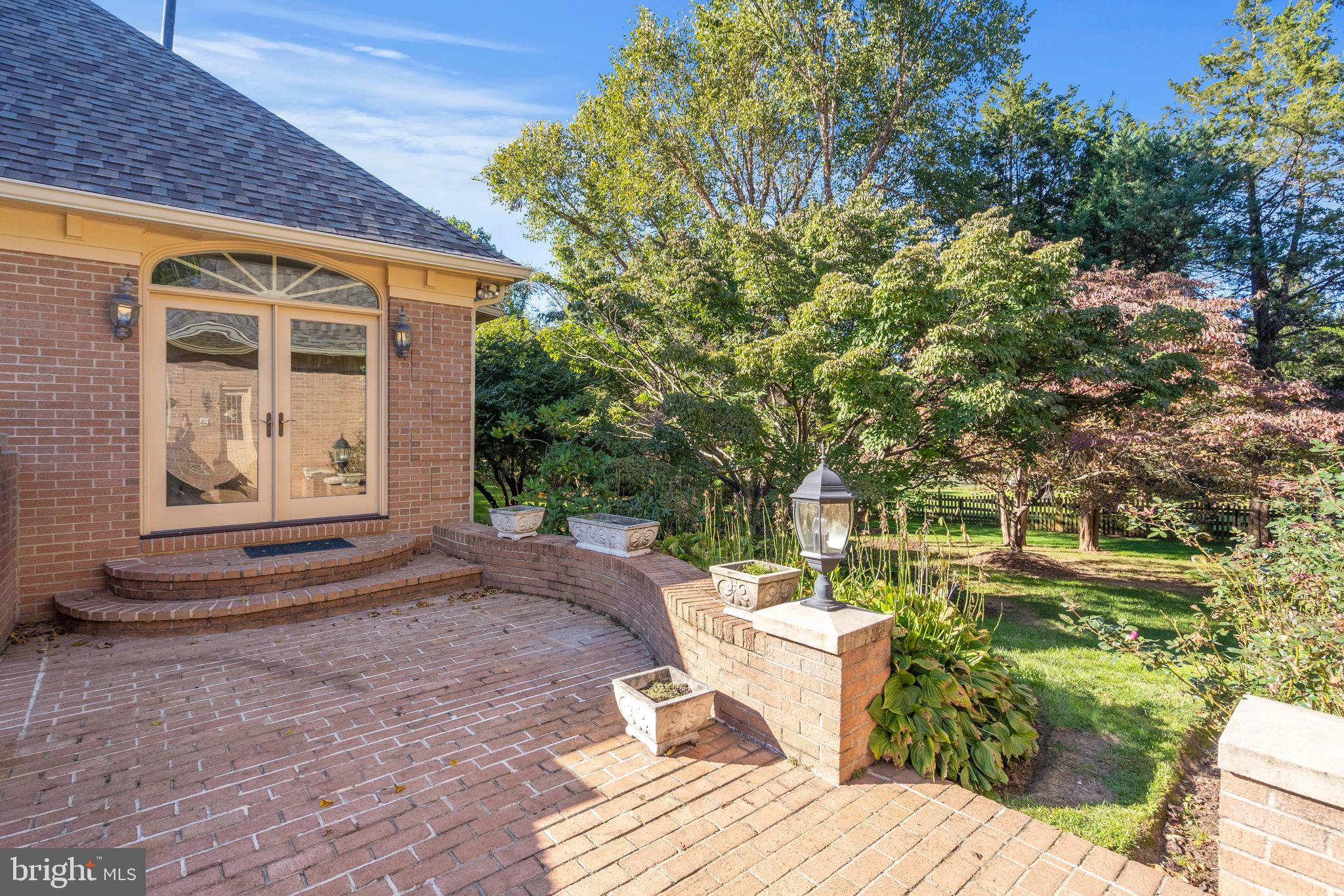 WOODLAND FALLS - Residential