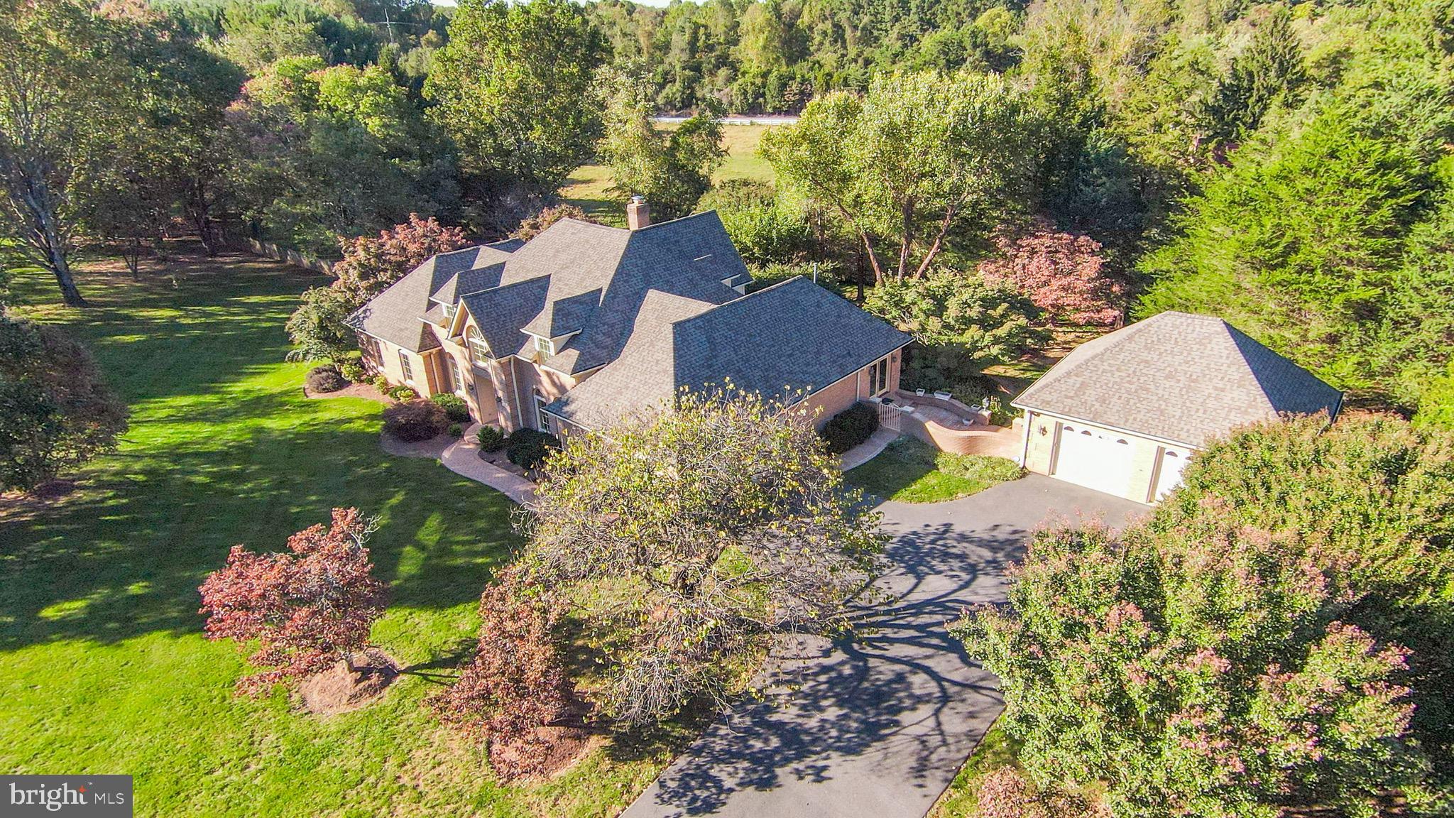 WOODLAND FALLS - Residential