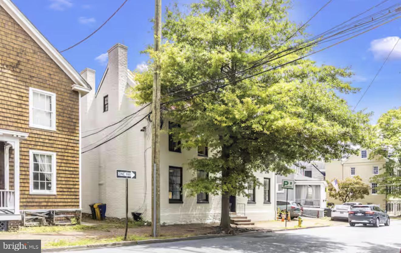 HISTORIC DISTRICT - Residential