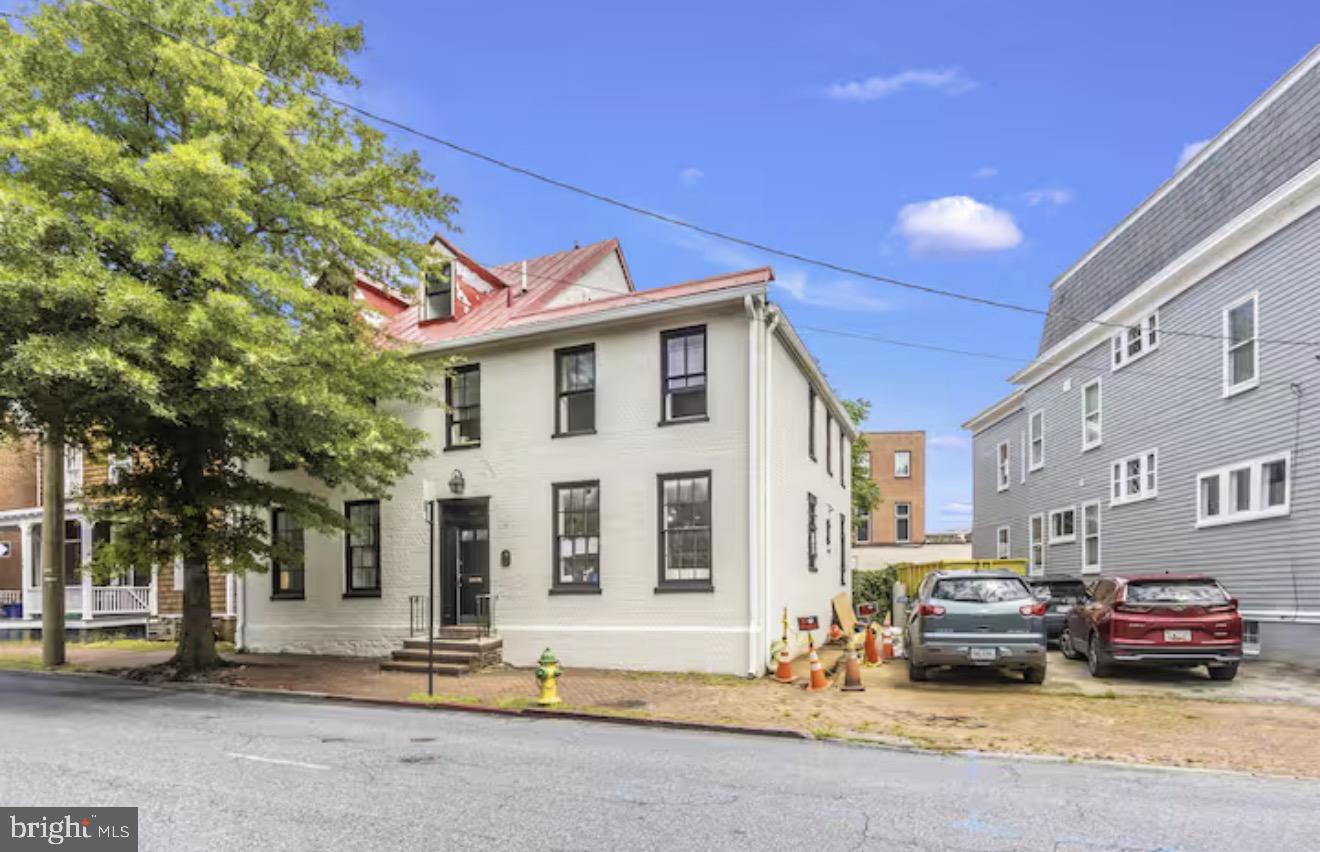 HISTORIC DISTRICT - Residential