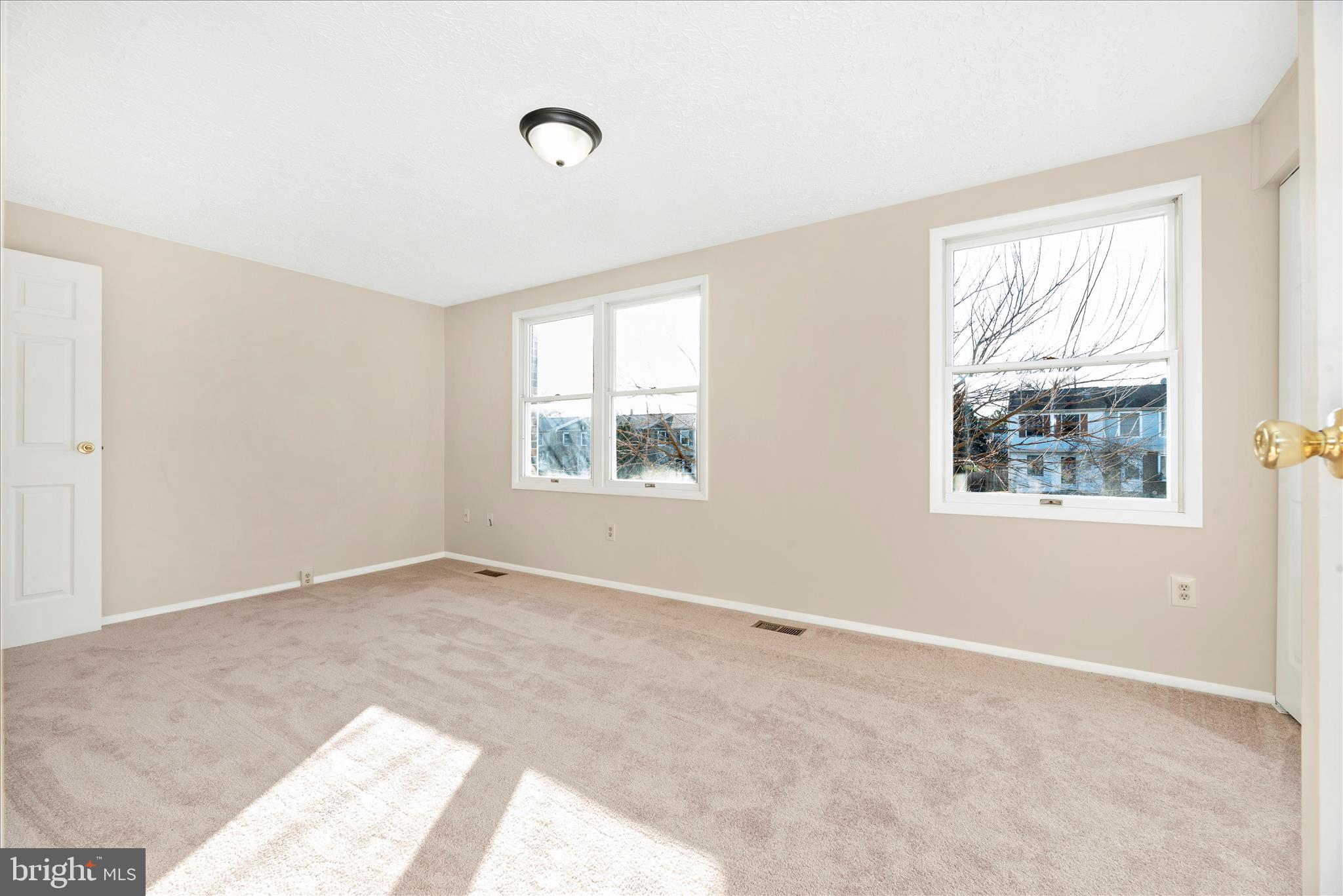 FARMBROOK - Residential