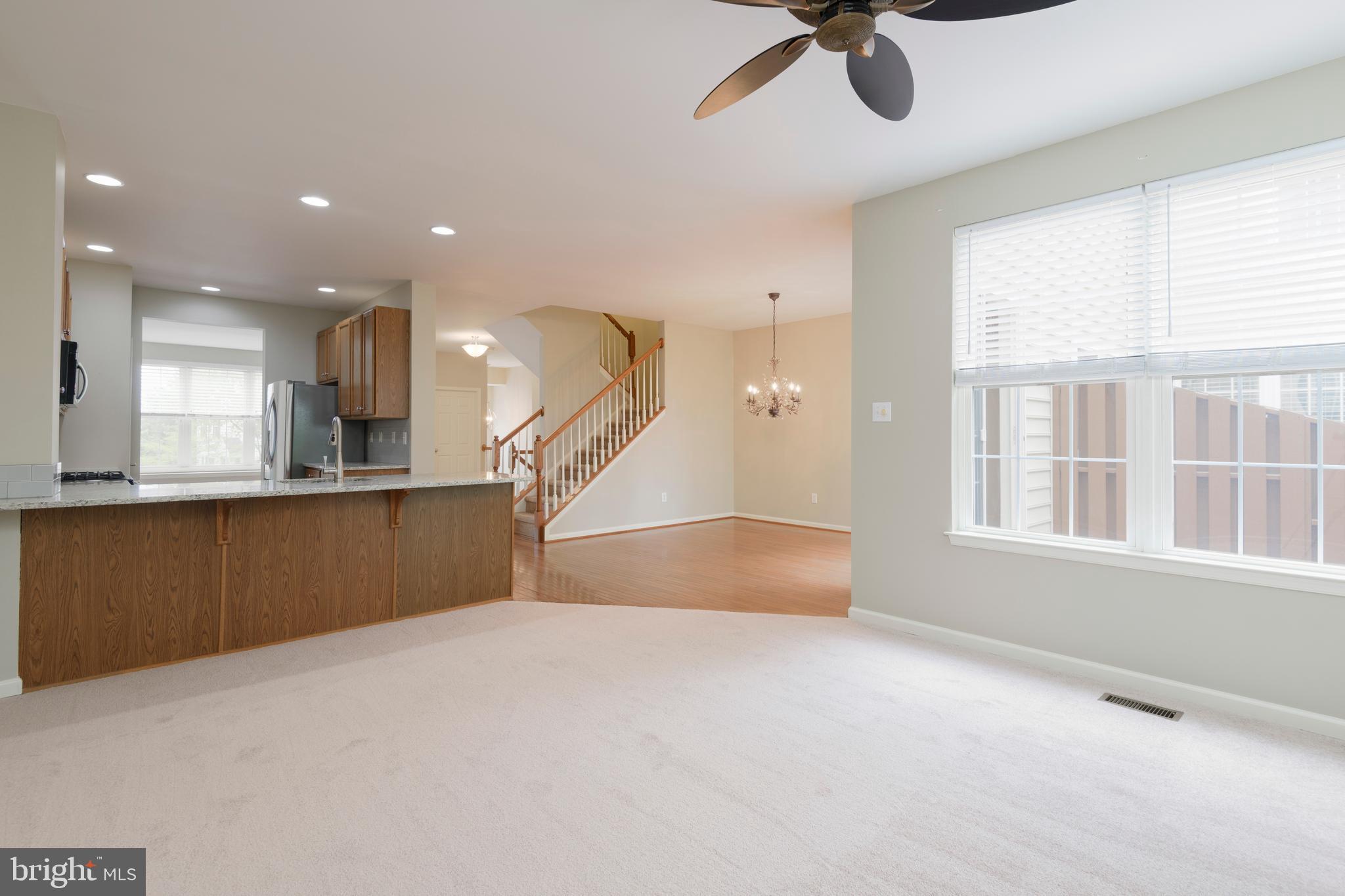 SCHOOLHOUSE LANE - Residential