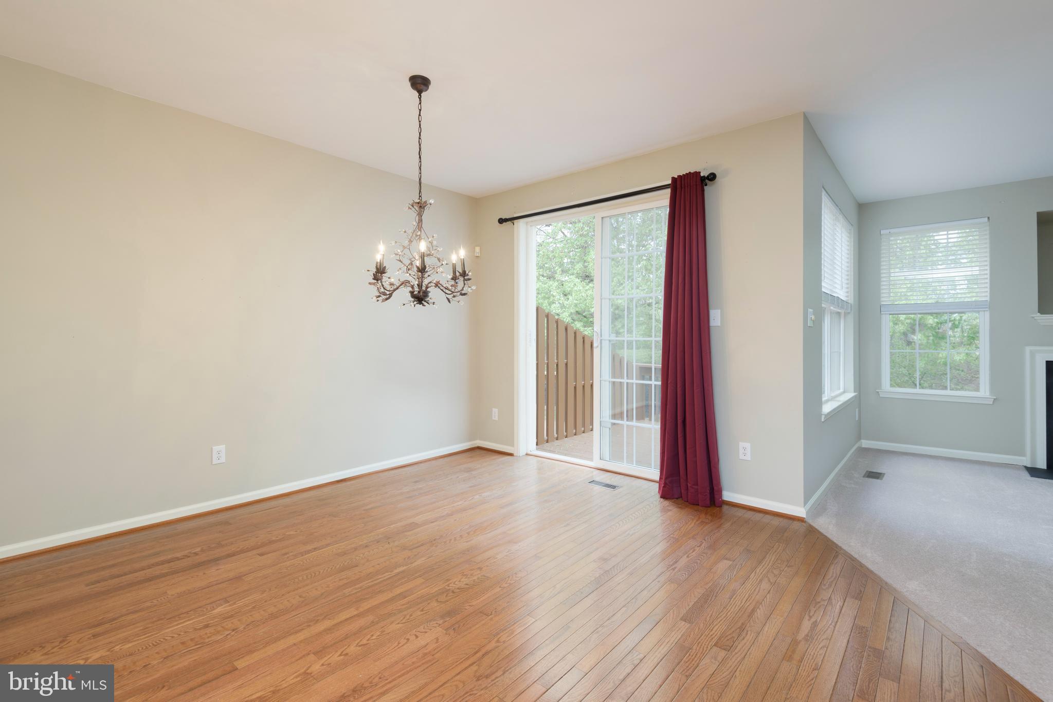 SCHOOLHOUSE LANE - Residential