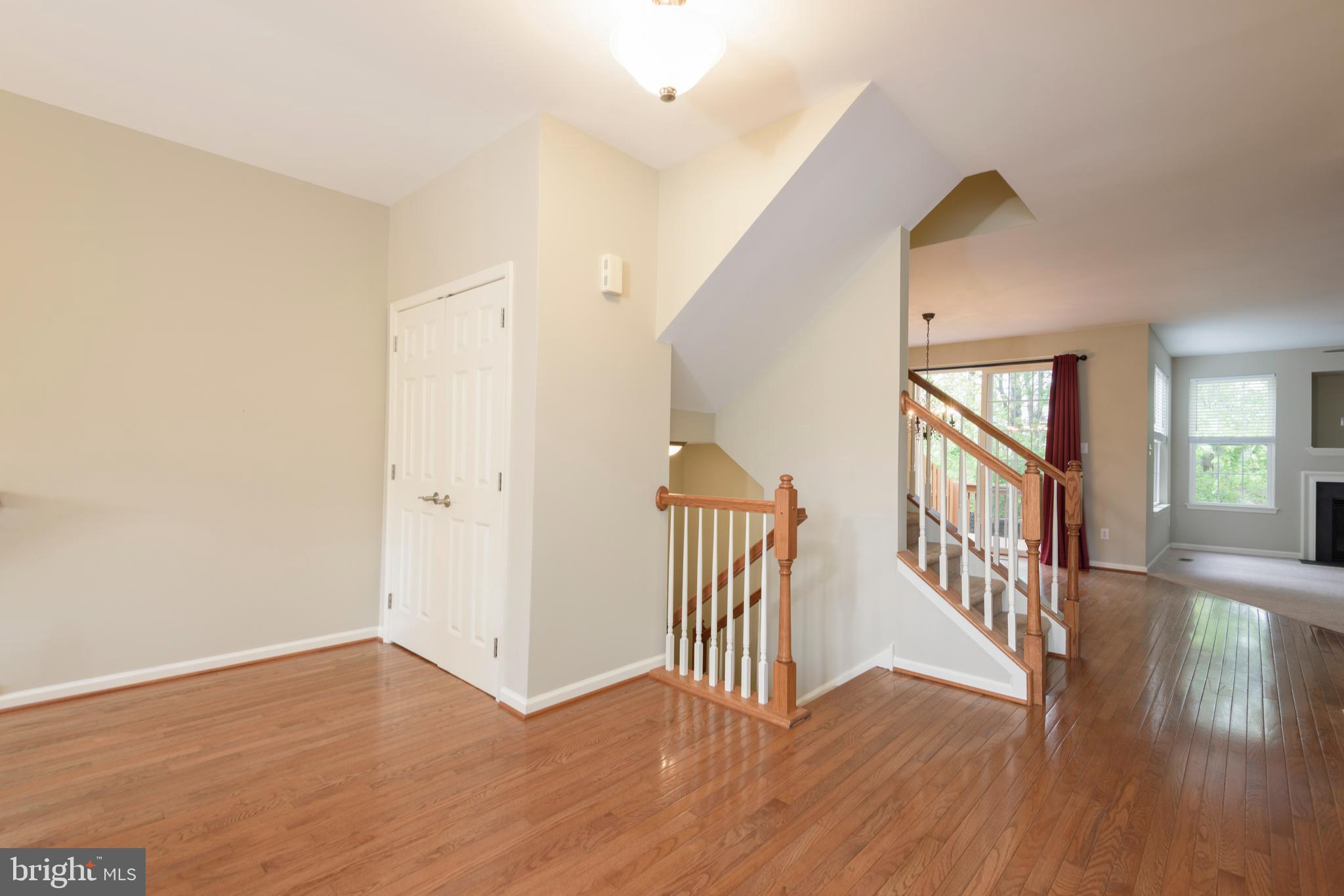 SCHOOLHOUSE LANE - Residential