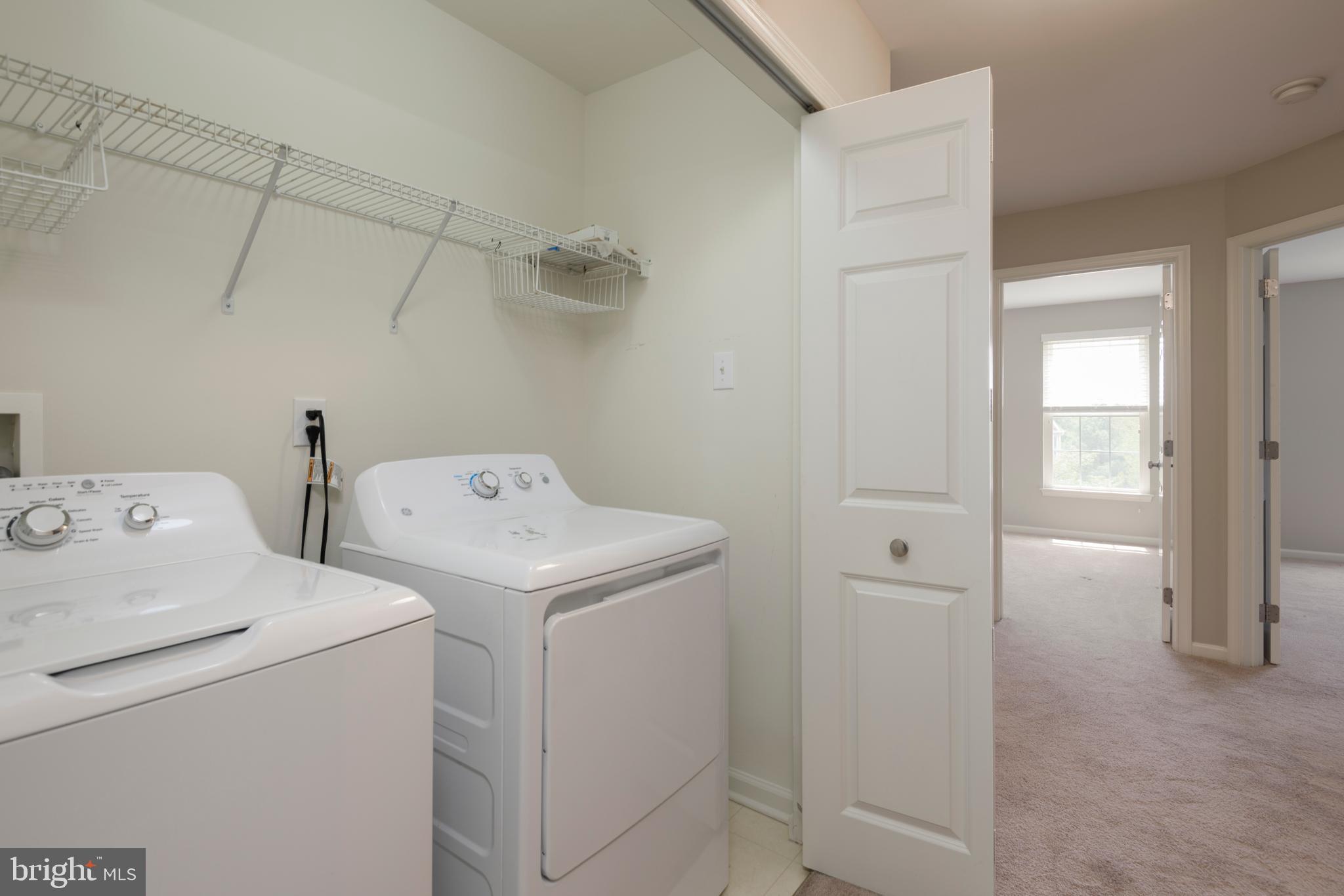 SCHOOLHOUSE LANE - Residential