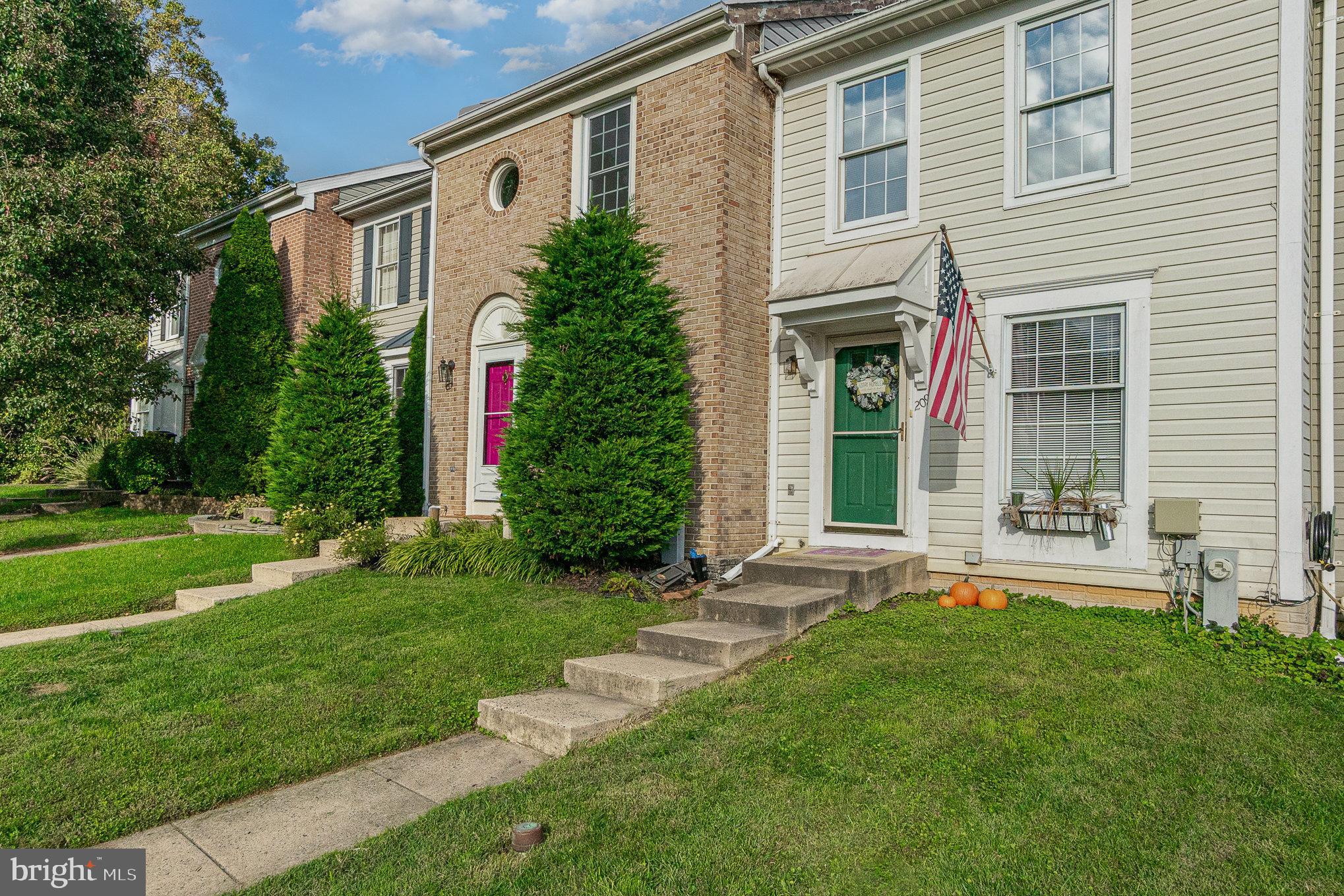 LAUREL WOODS - Residential