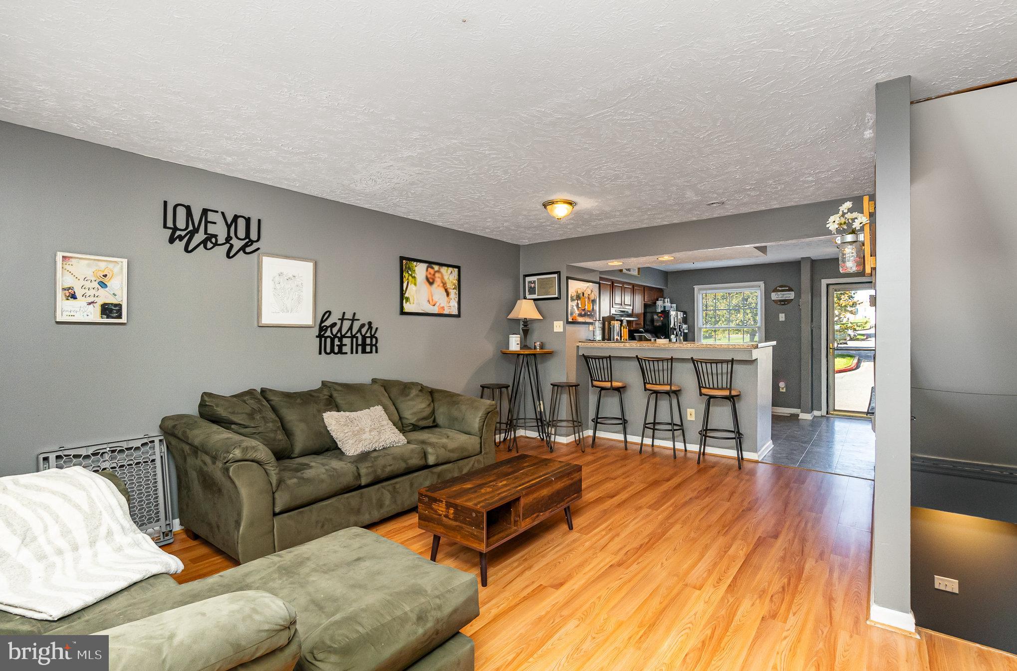 LAUREL WOODS - Residential