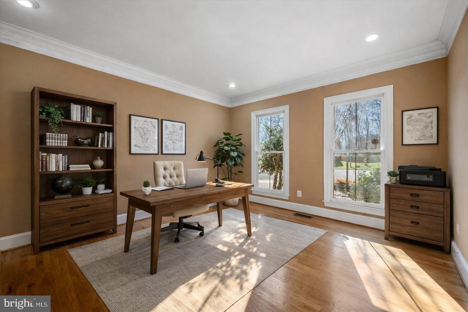 STONEWALL MANOR - Residential