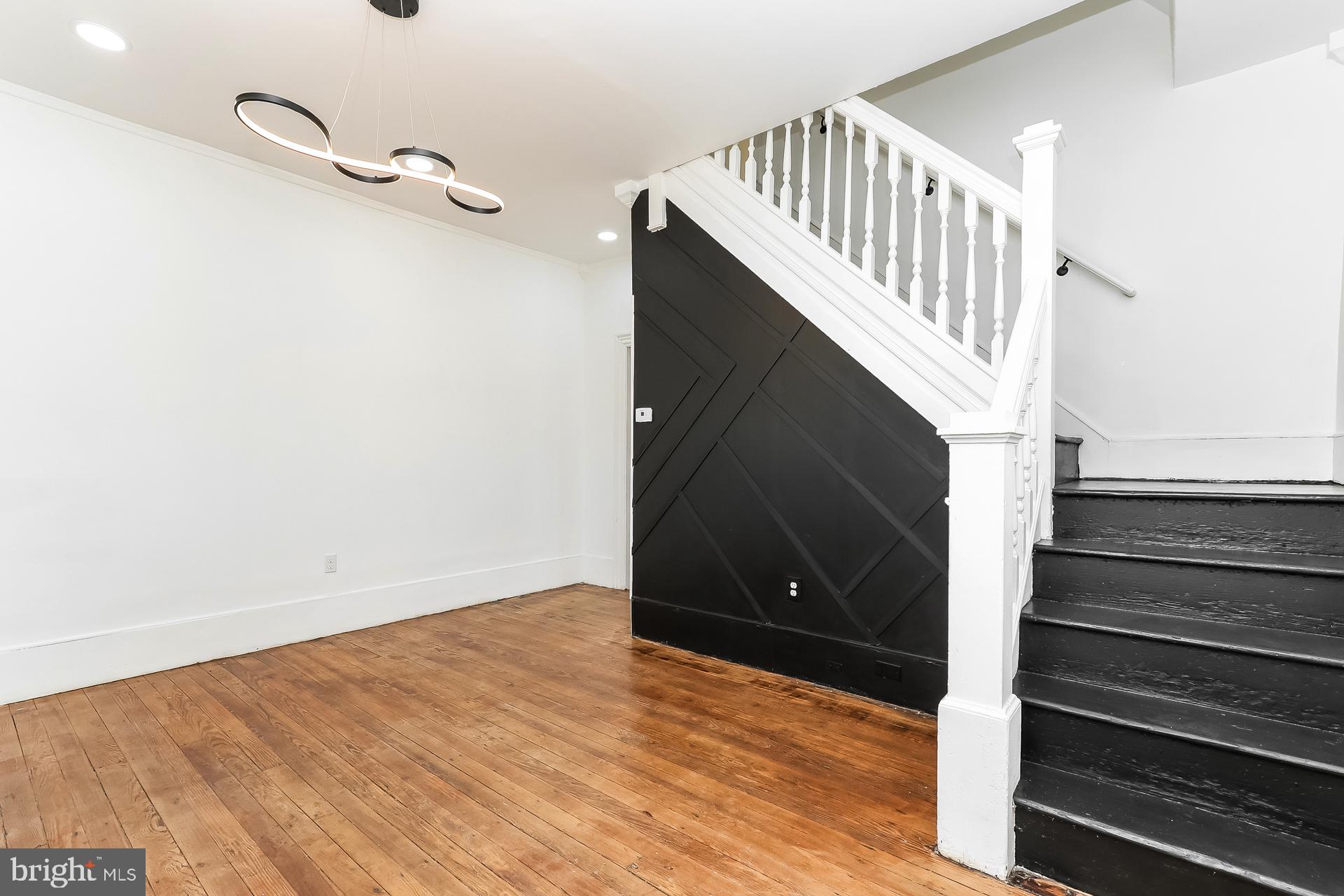 226 GREENWICH AVENUE