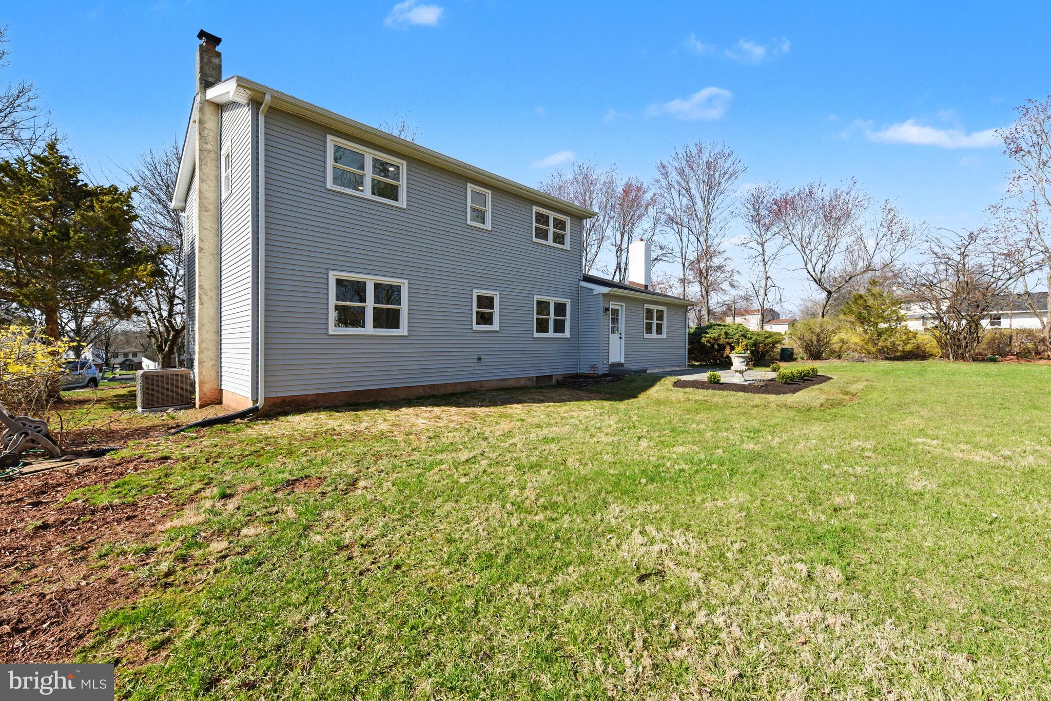 HUNTER VILLA - Residential