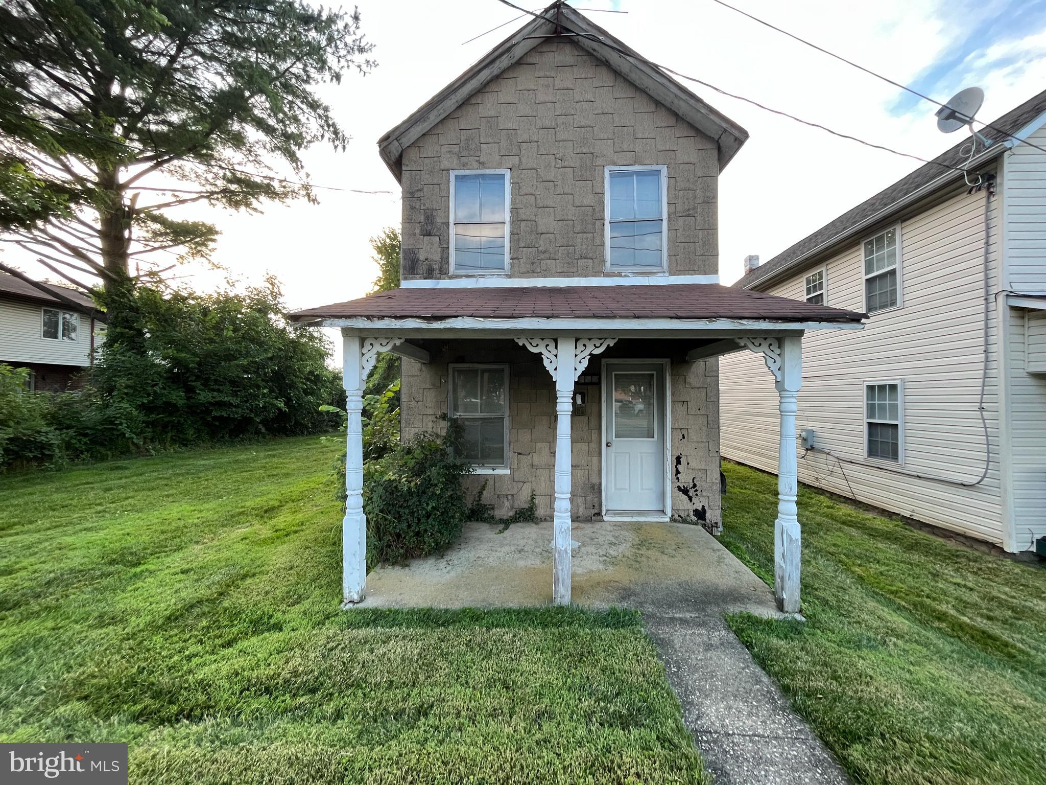 ONLINE AUCTION: Bidding begins 7/14/2025 @ 10:00 AM. Bidding ends 7/16/2025 @ 6:50 PM. List Price is Suggested Opening Bid. Deposit: $10,000.
Two-story detached home located in Bel Air, Harford County.
A short distance to the many attractions of Harford Mall, including shopping, dining, and services.
Nearest major traffic arteries are N Main St and Baltimore Pike.
Property is believed to be vacant.